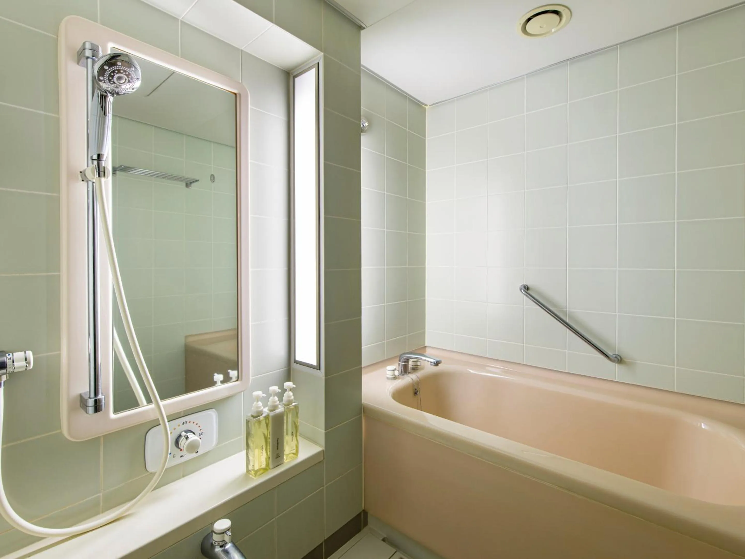 Bathroom in Onomichi Kokusai Hotel