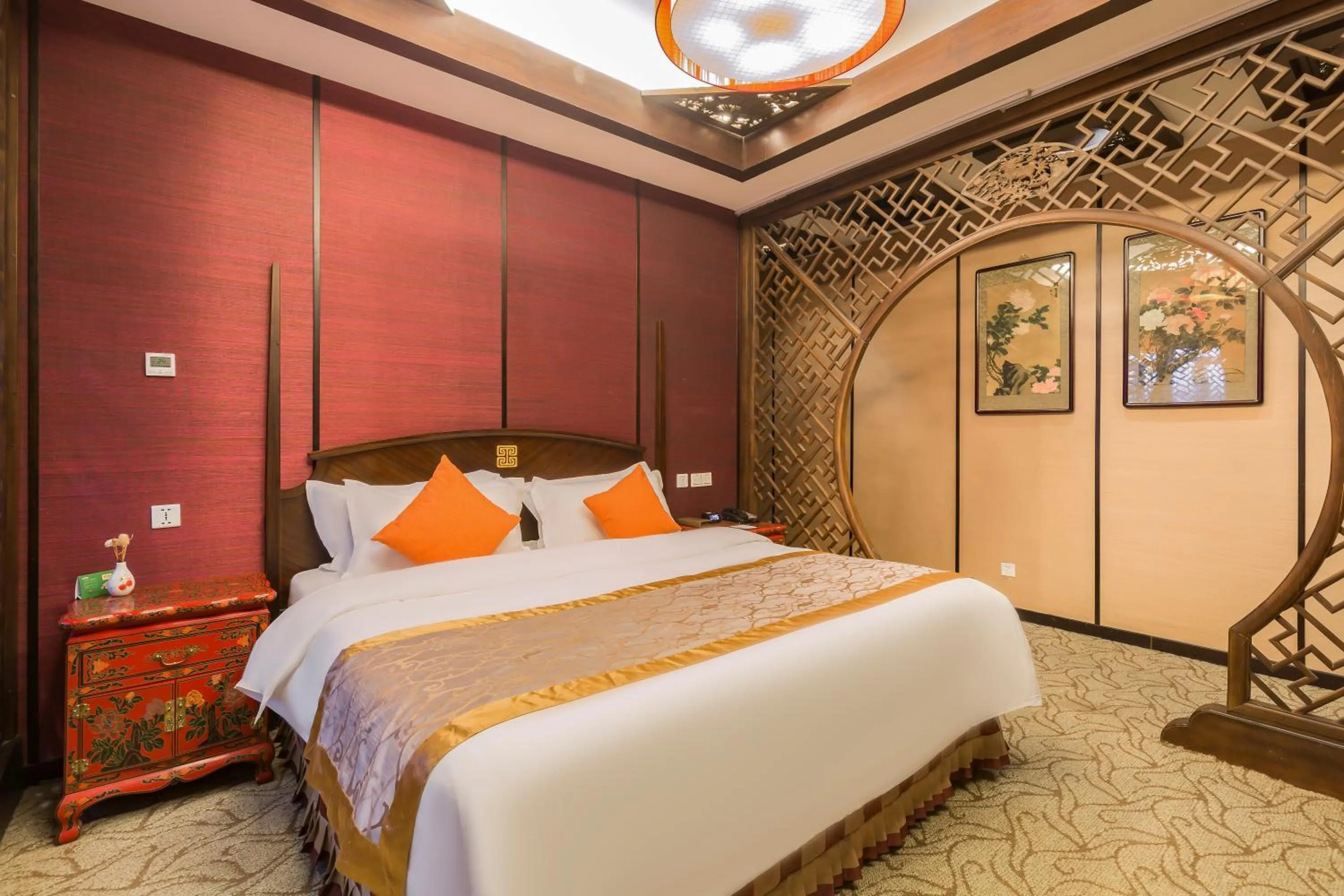 Bed in Beijing Jinlong Hotspring Hotel