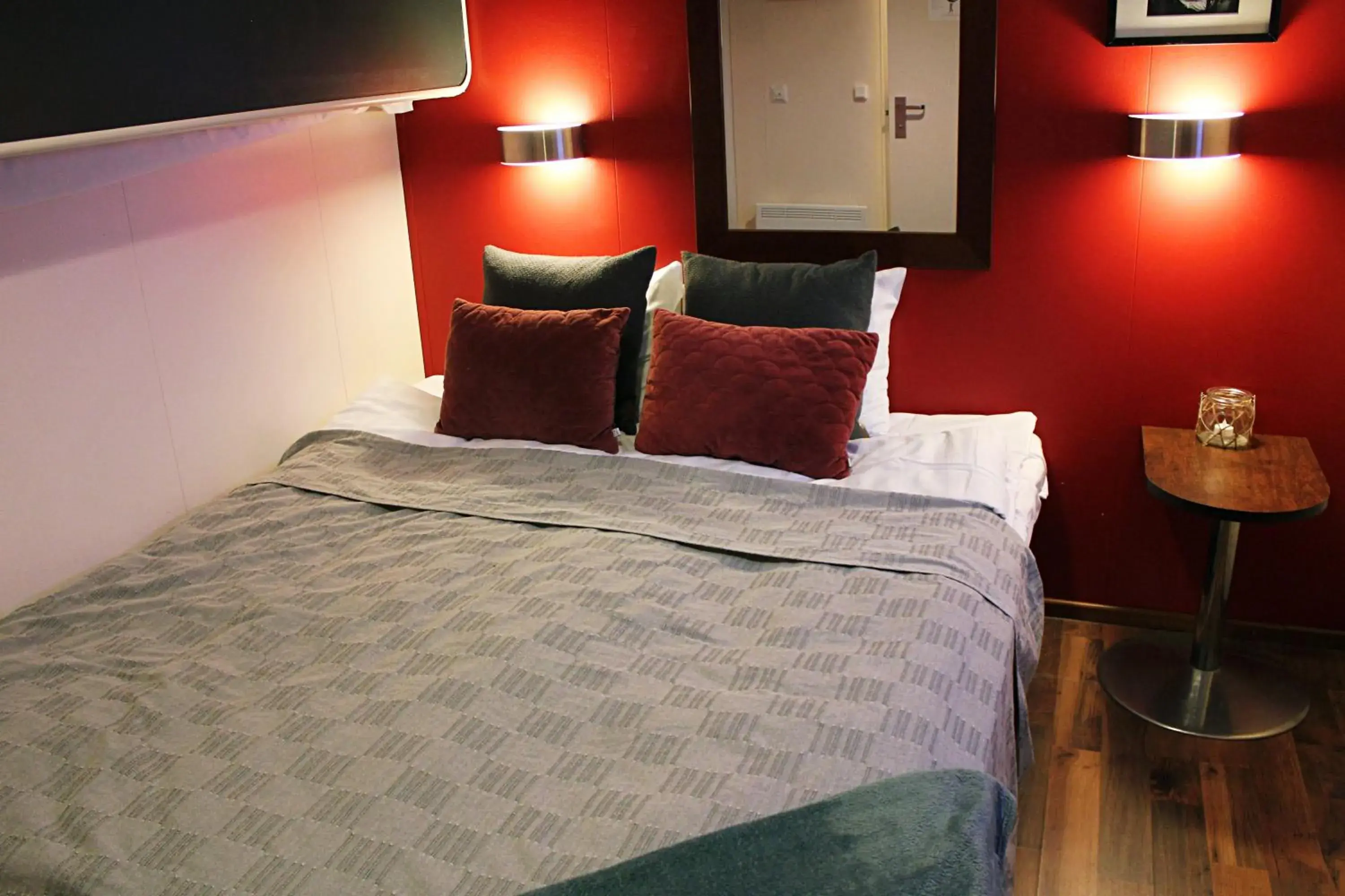 Double Room with Lake View - No pets in Hotellilaiva Wuoksi Double Room with Lake View - No pets in Hotellilaiva Wuoksi