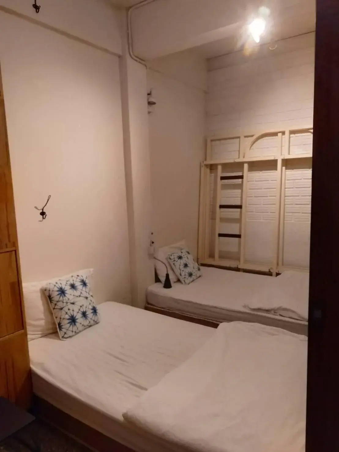 Standard Double Room with Shared Bathroom in Silla House Standard Double Room with Shared Bathroom in Silla House