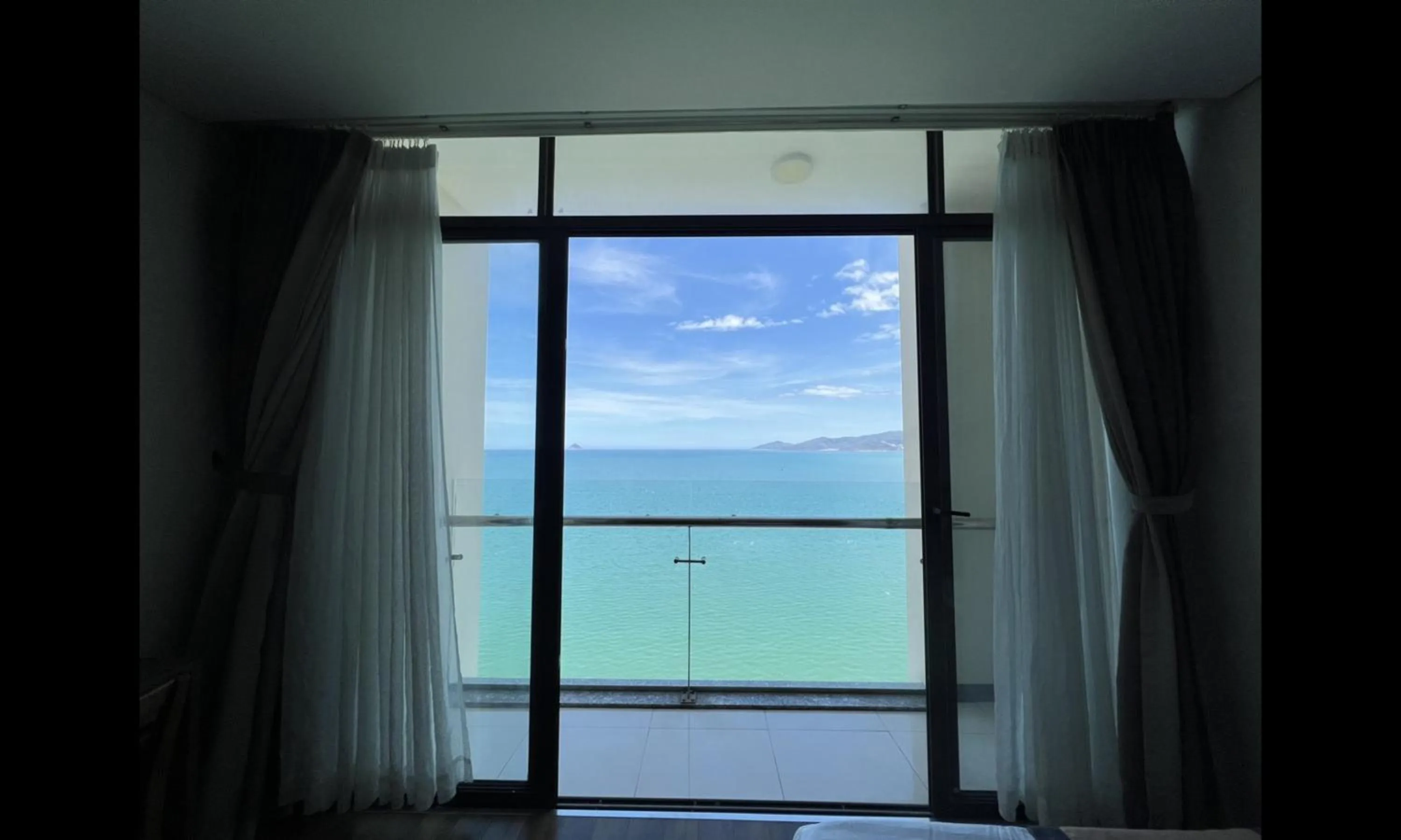 Balcony/Terrace in Lenid Ocean View Hotel