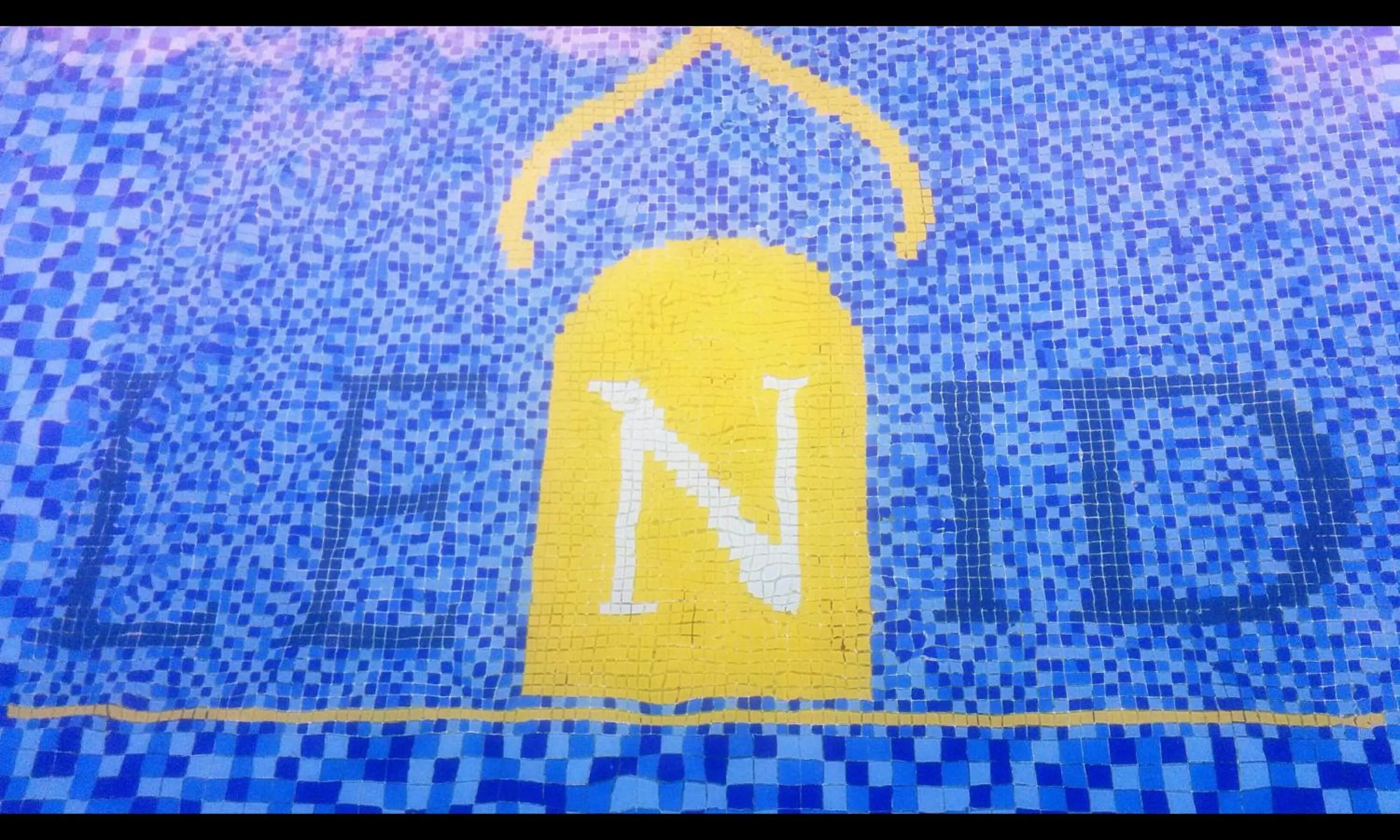 Logo/Certificate/Sign in Lenid Ocean View Hotel