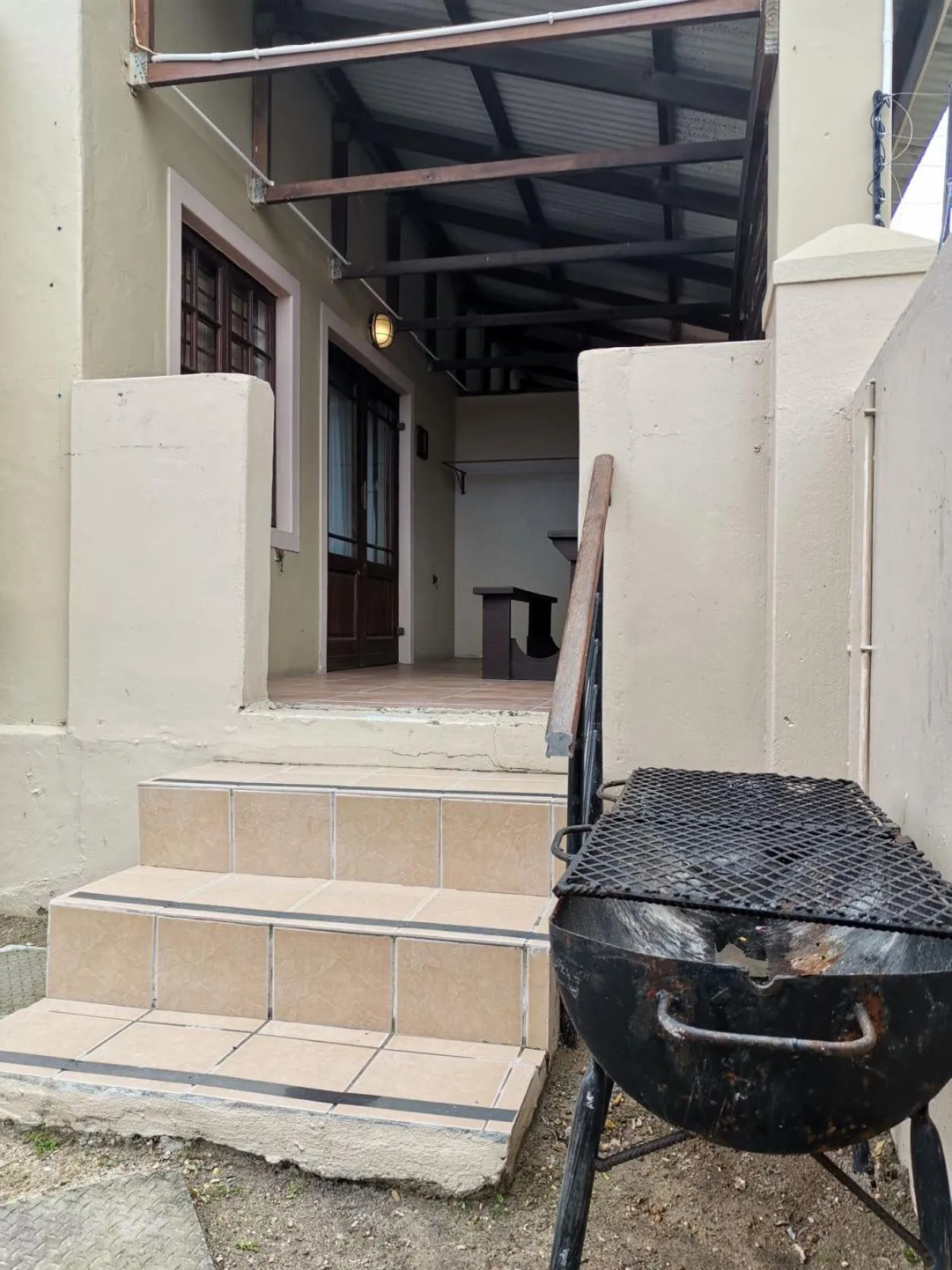 BBQ facilities in Tourist Lodge Gansbaai