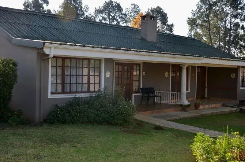 Premier Double or Twin Room with Garden View in The Nest Drakensberg Mountain Resort Hotel Premier Double or Twin Room with Garden View in The Nest Drakensberg Mountain Resort Hotel