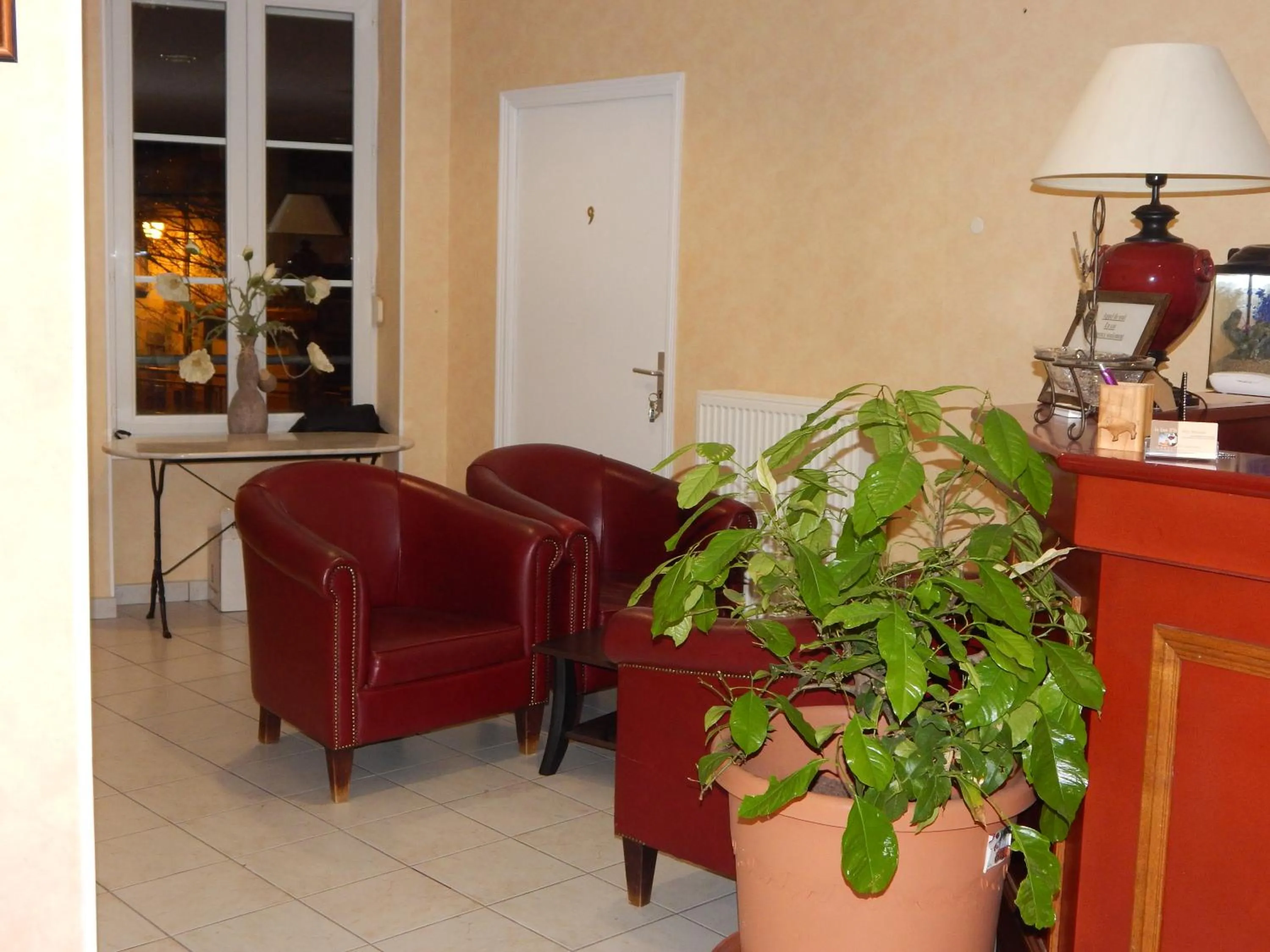 Lobby or reception in Le Lion D'or