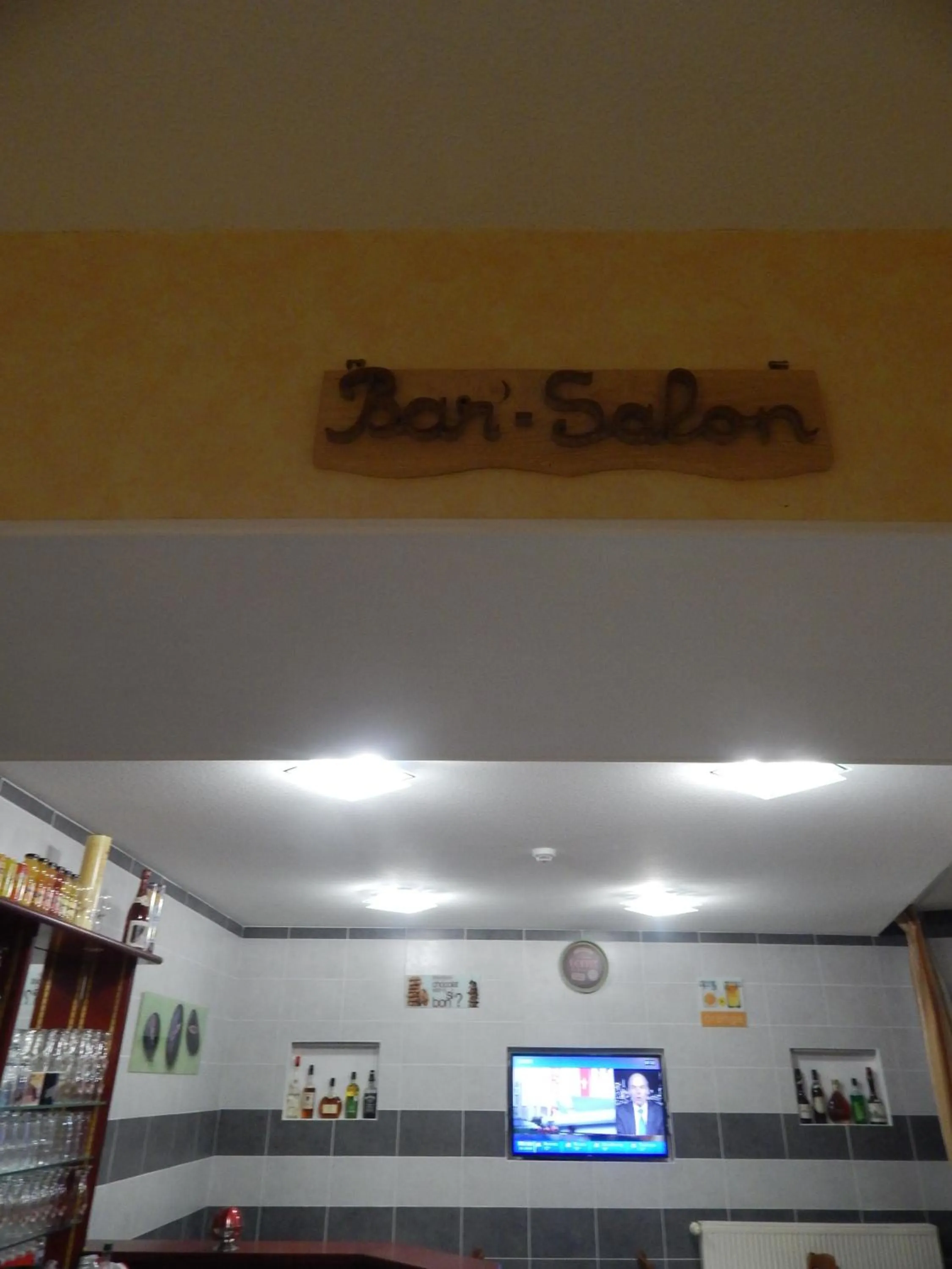 Lounge or bar in Le Lion D'or