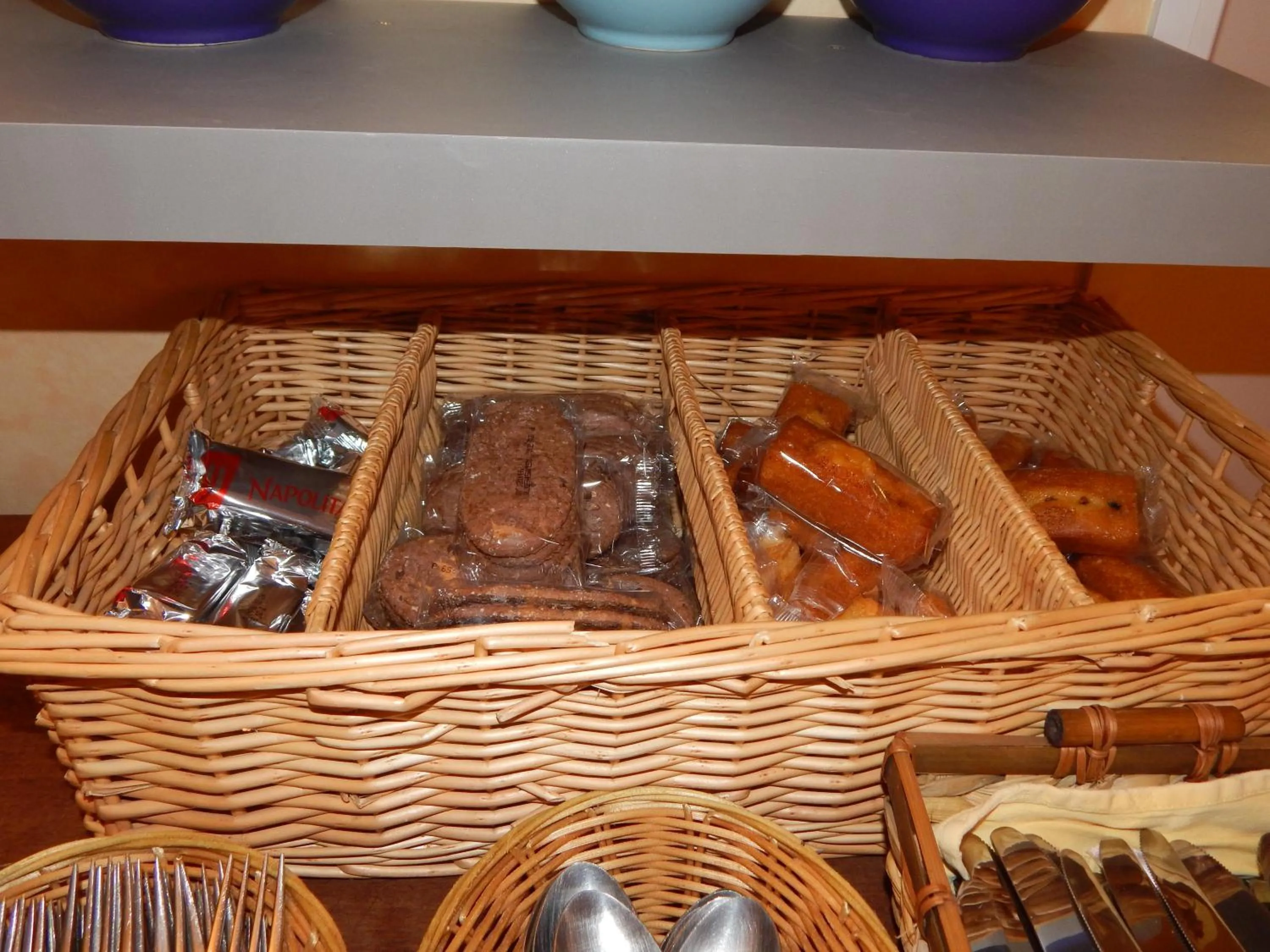 Buffet breakfast in Le Lion D'or