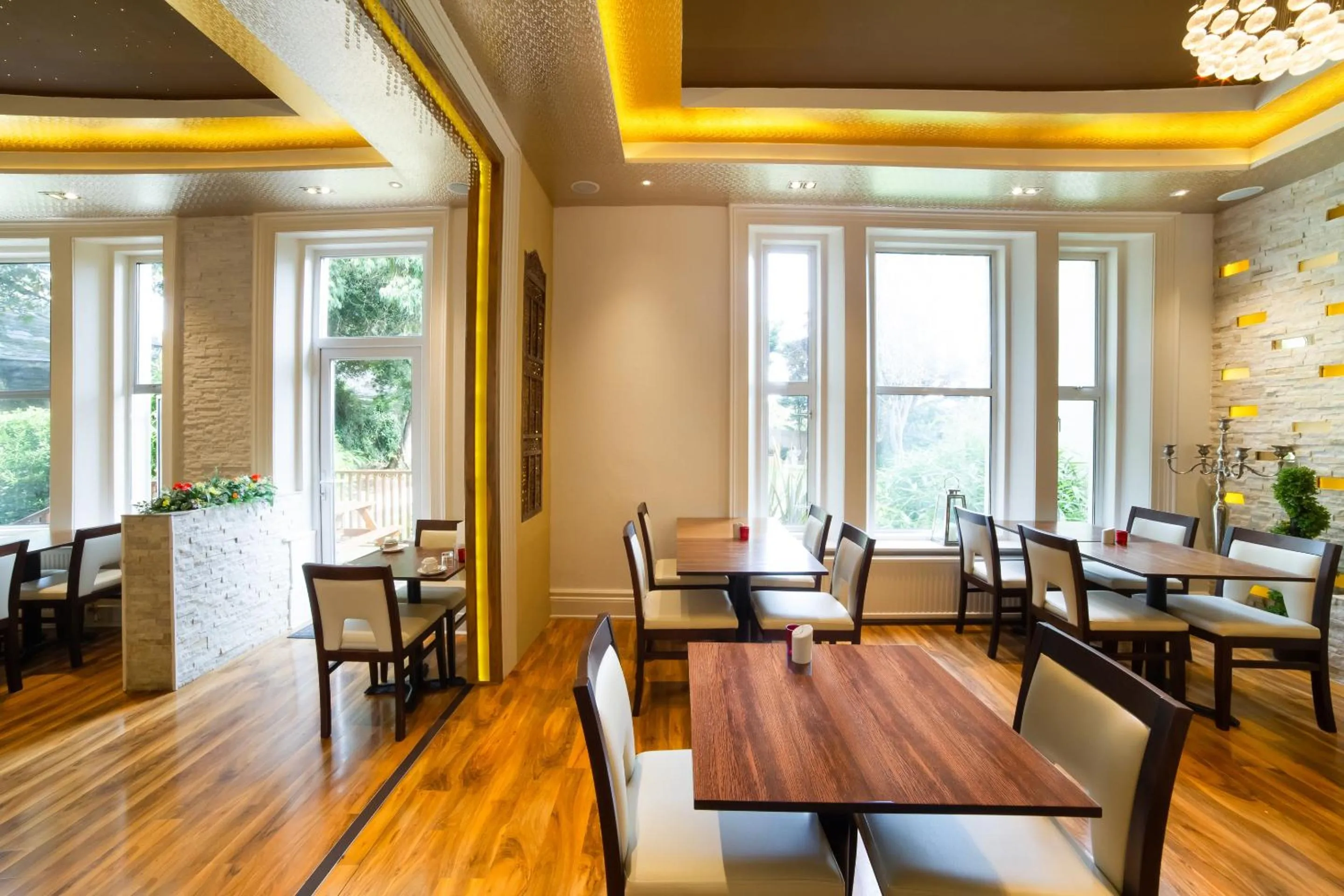 Restaurant/places to eat in OYO Eagle House Hotel, St Leonards Hastings