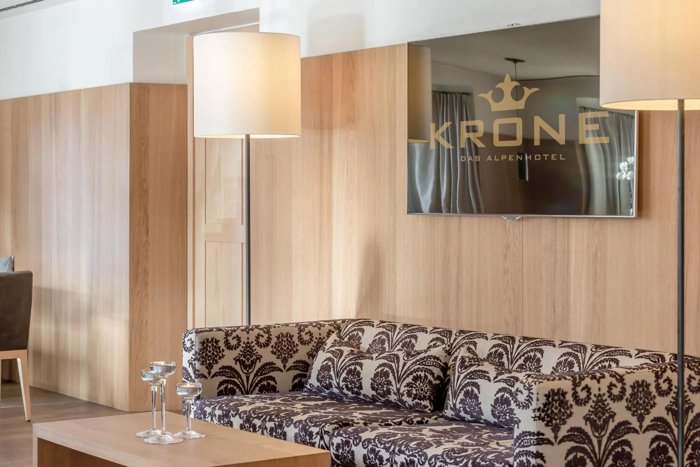 Lounge or bar in Alpenhotel Krone