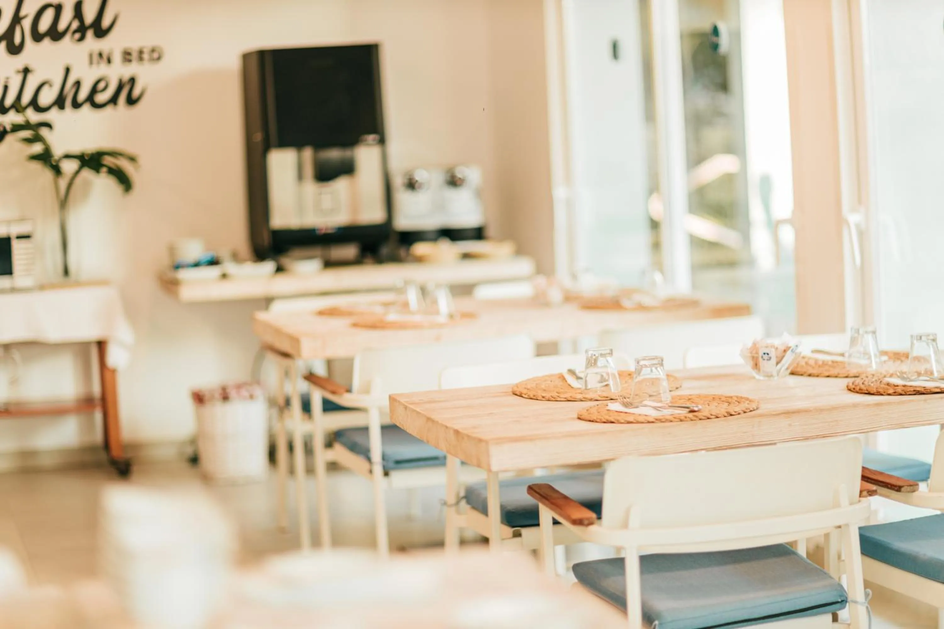 Restaurant/places to eat in 4U Miranda - Adults Only