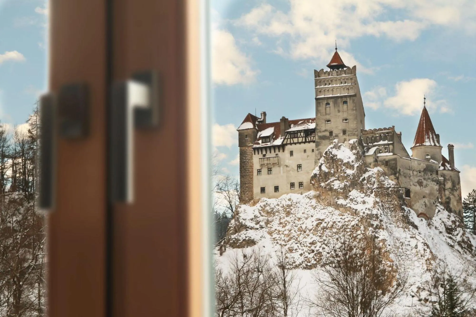 Property building in Conacul Törzburg