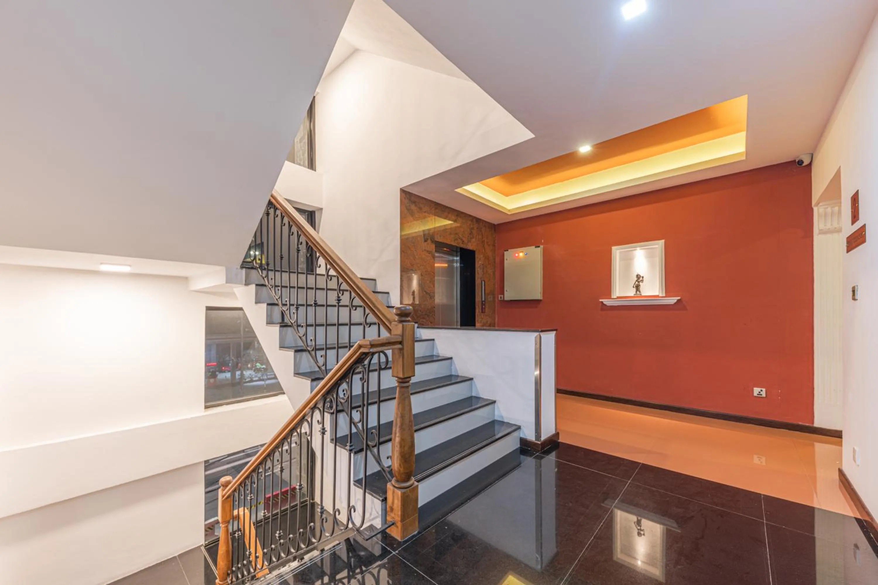 Area and facilities in Earl's Red Colombo