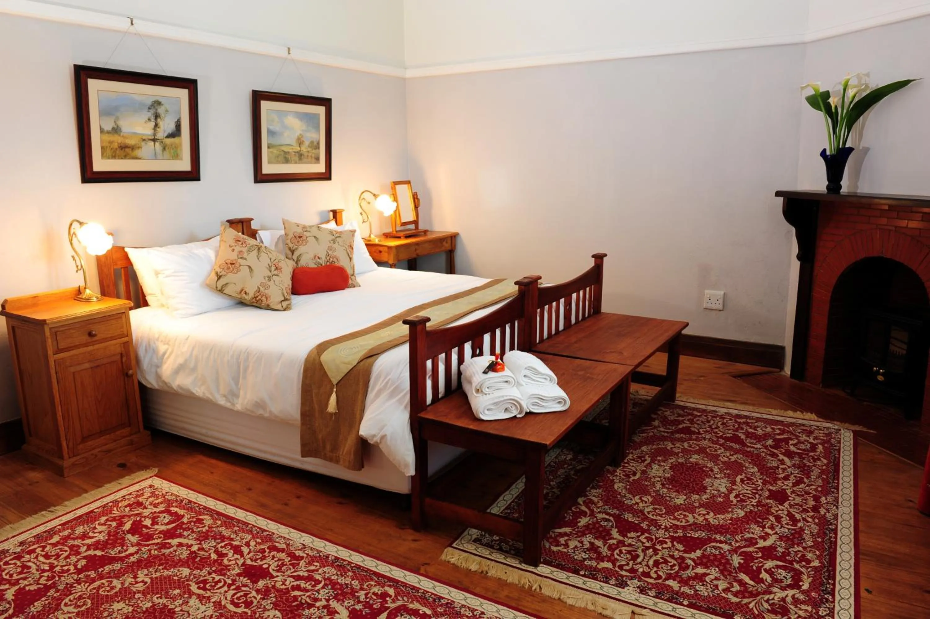 Bedroom, Bed in Excelsior Manor Guesthouse