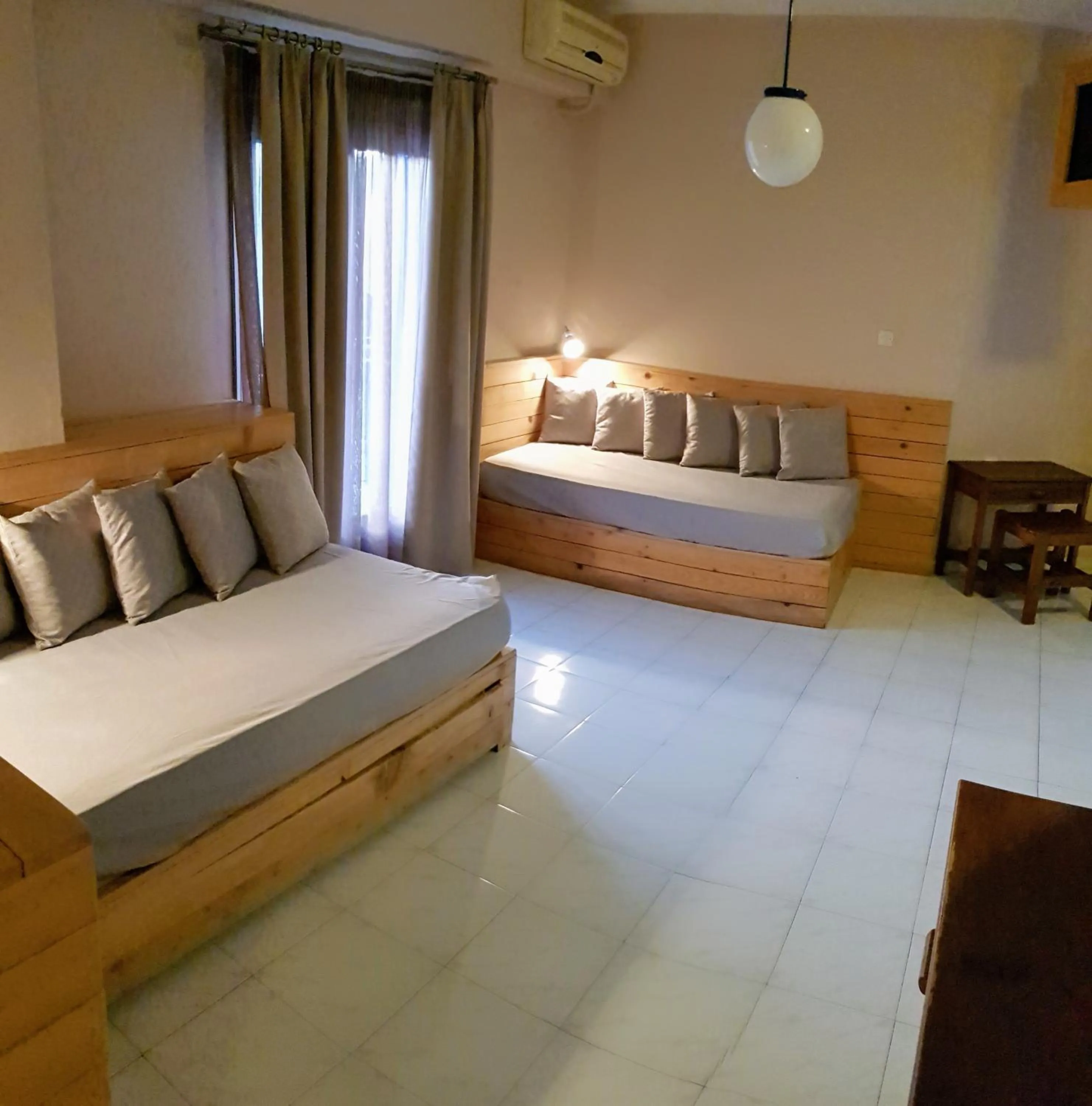 Seating area in Anemos Hotel