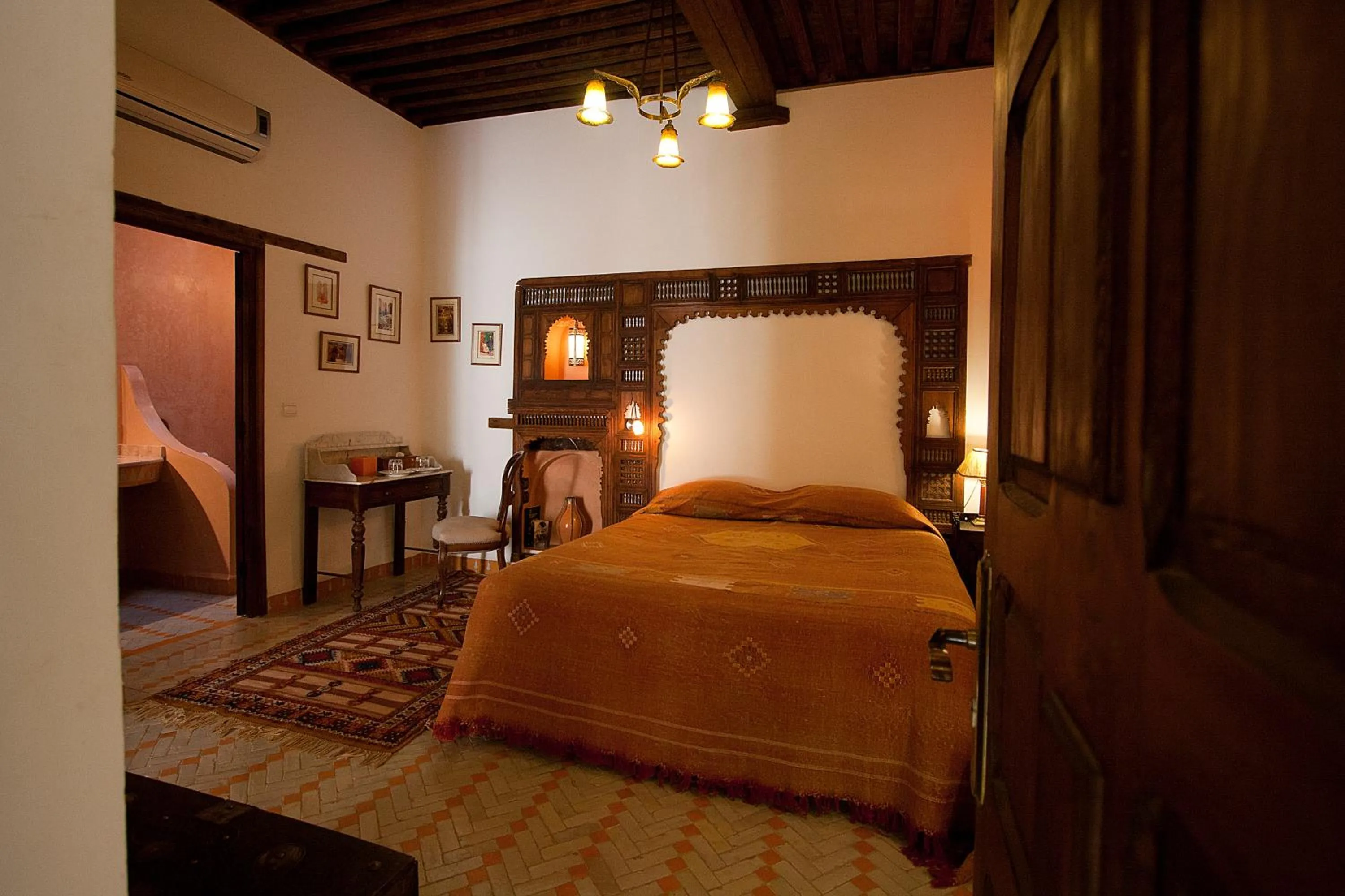 Bedroom, Bed in Ryad Salama