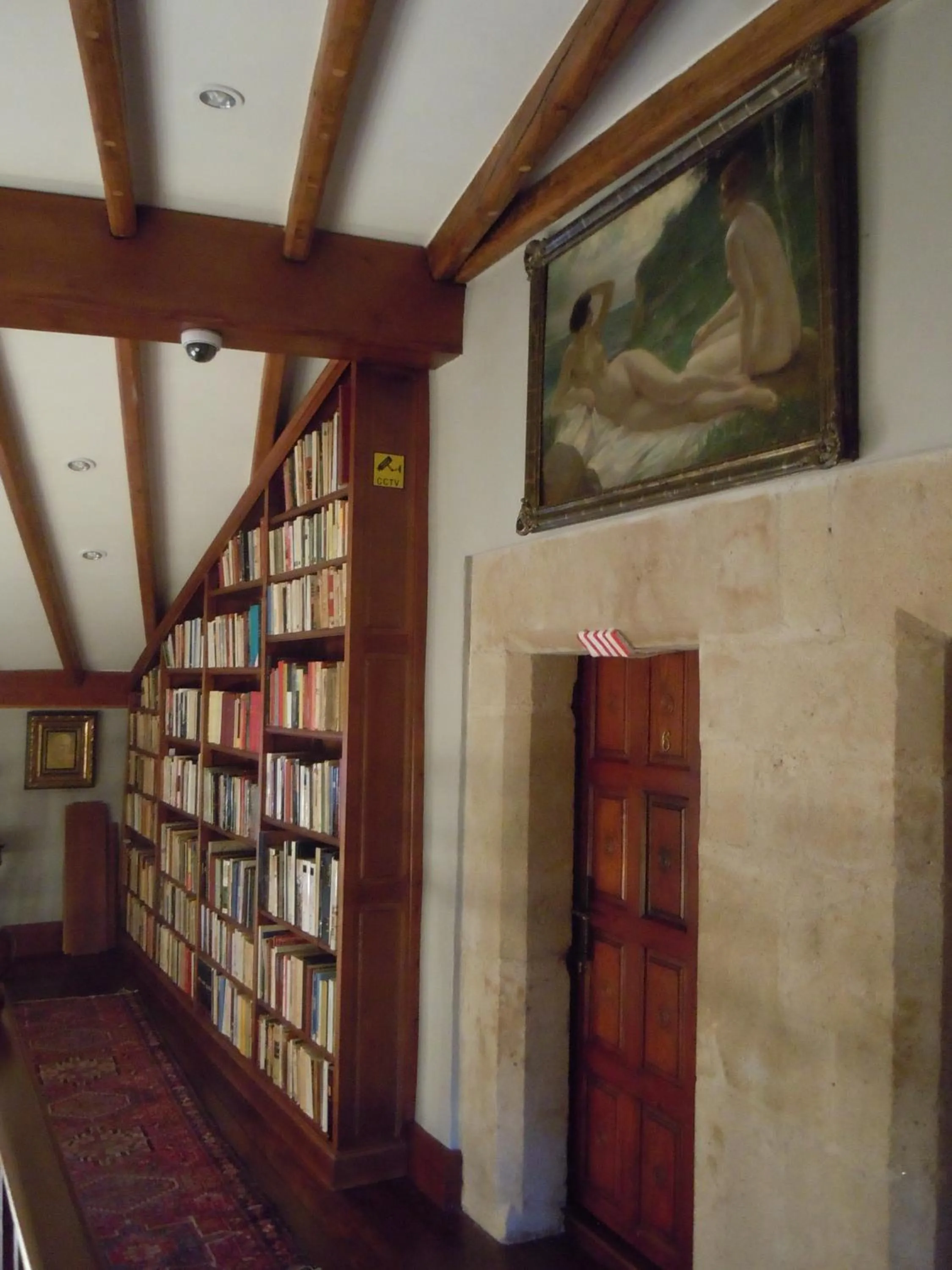 Library in Palacio Chaves Hotel