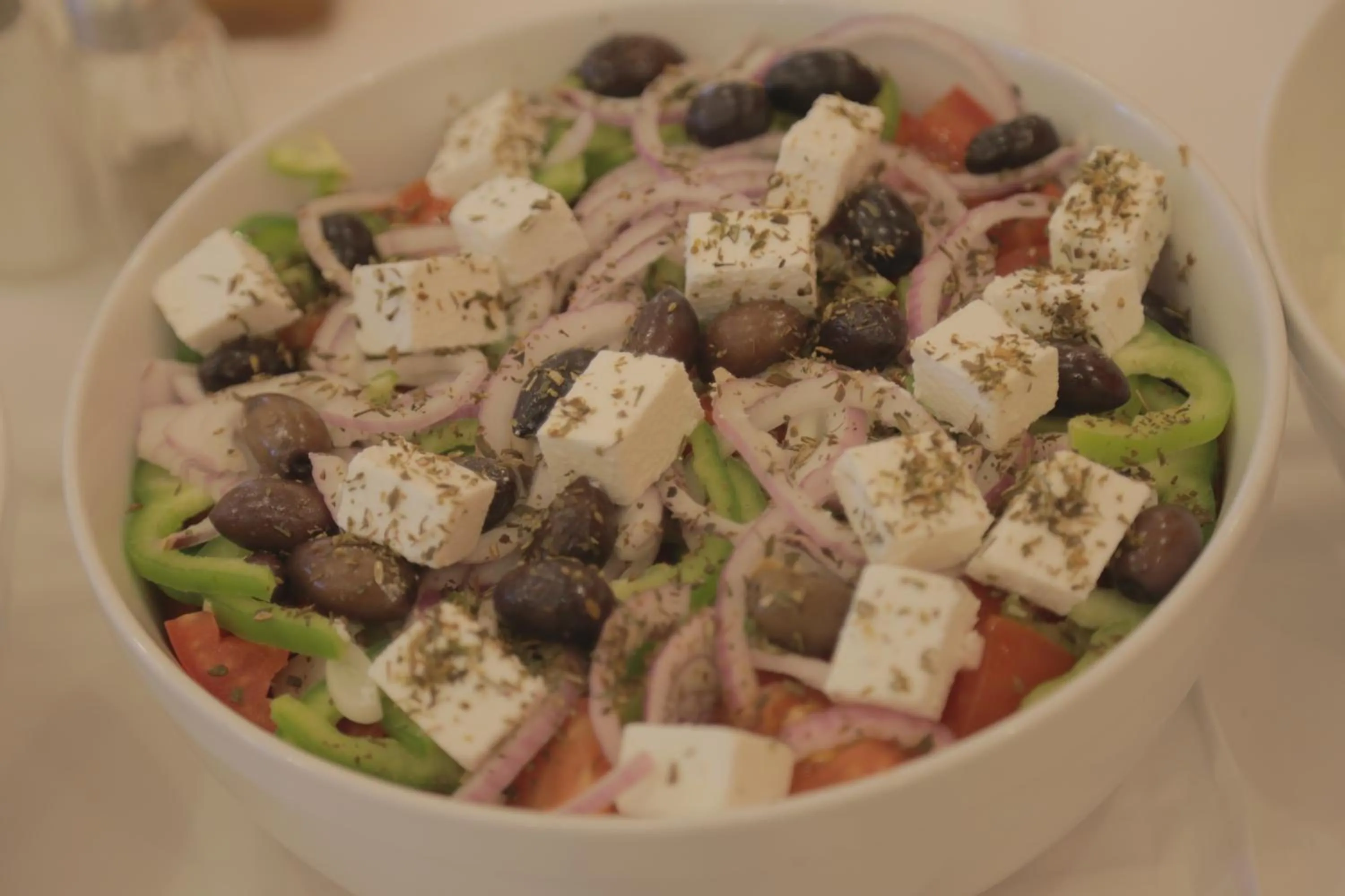 Restaurant/places to eat in Babis Hotel