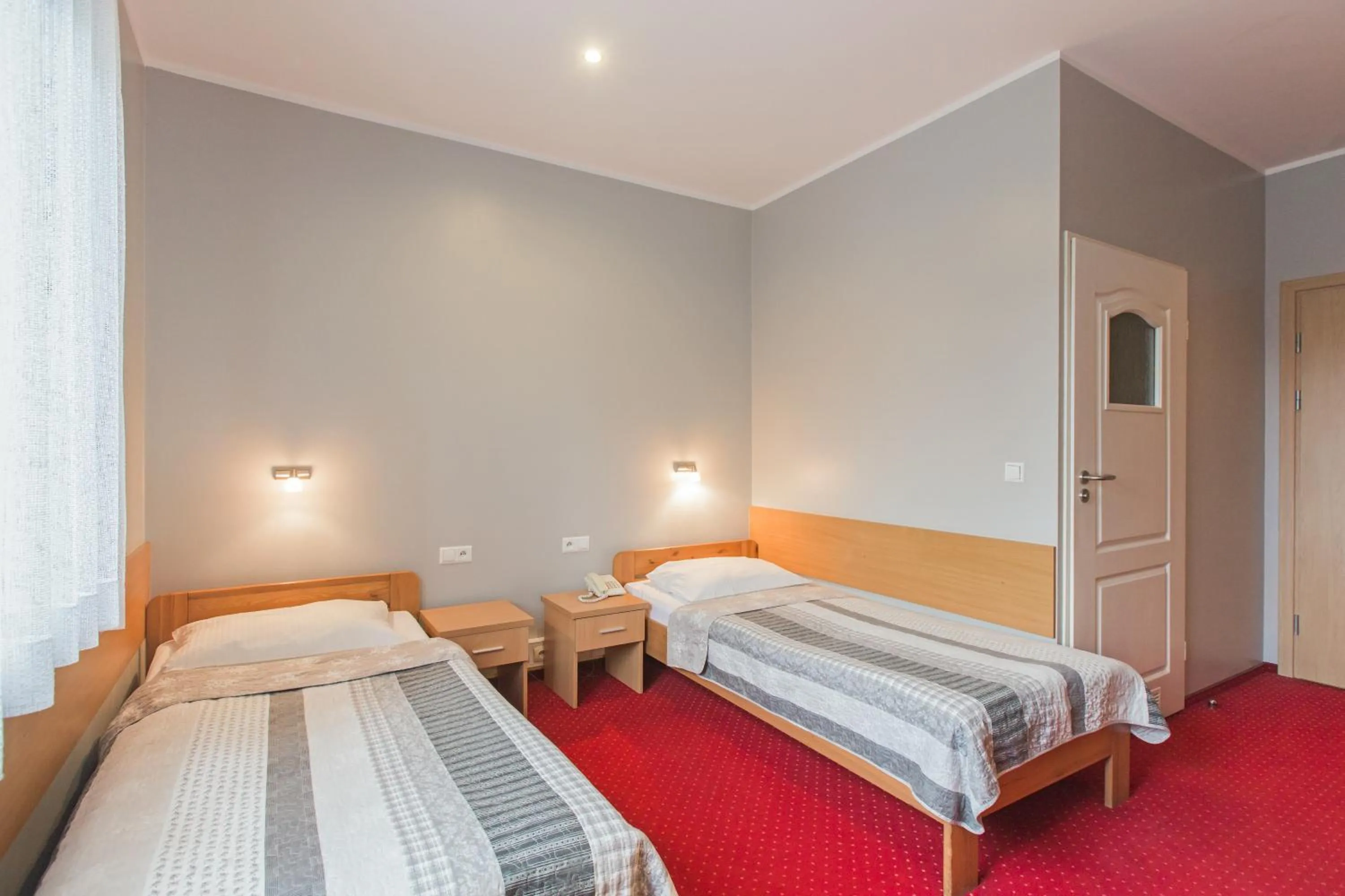 Bed in HOTEL ŁABĘDY i Hostel Łabędy