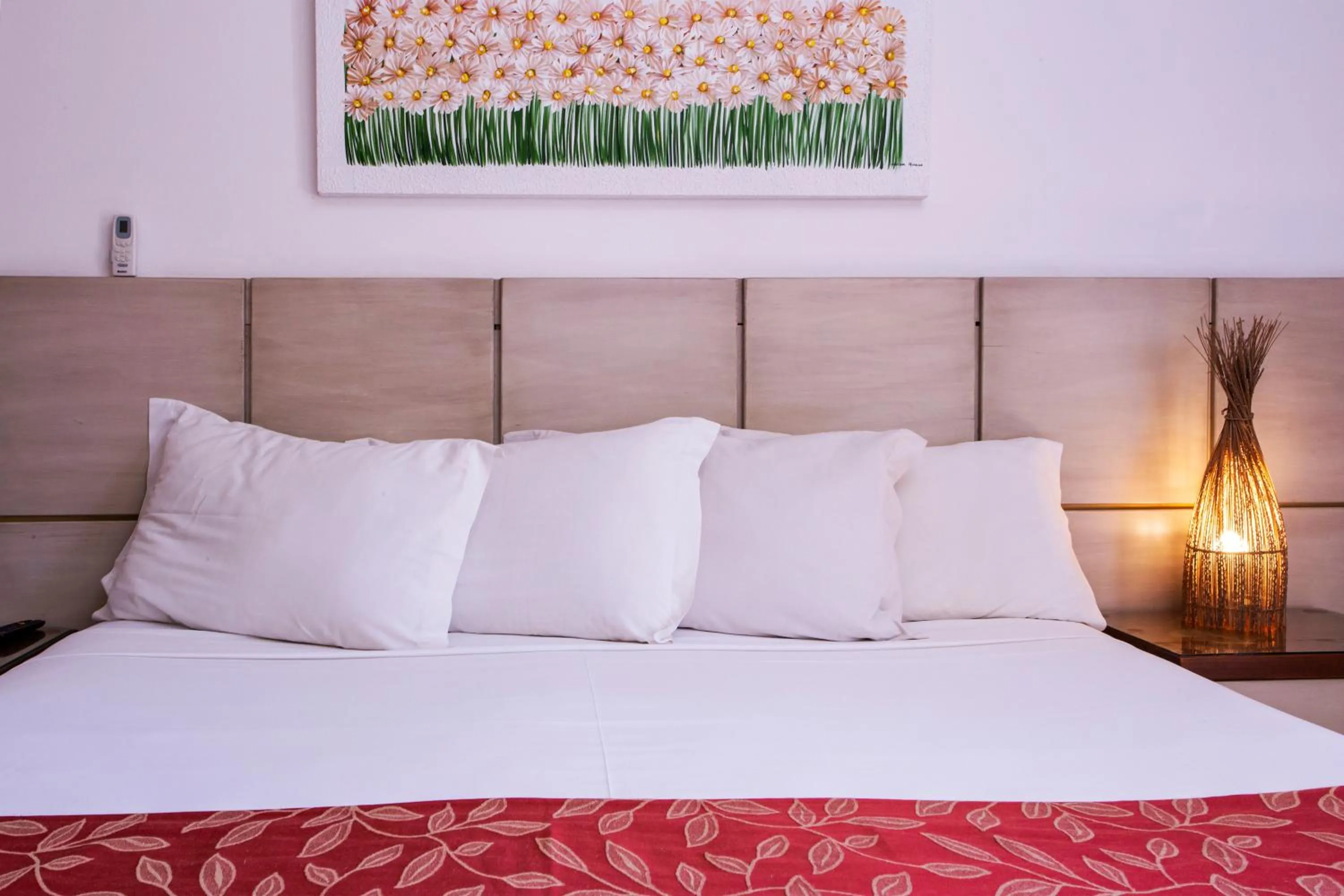 Photo of the whole room, Bed in Ciribaí Praia Hotel