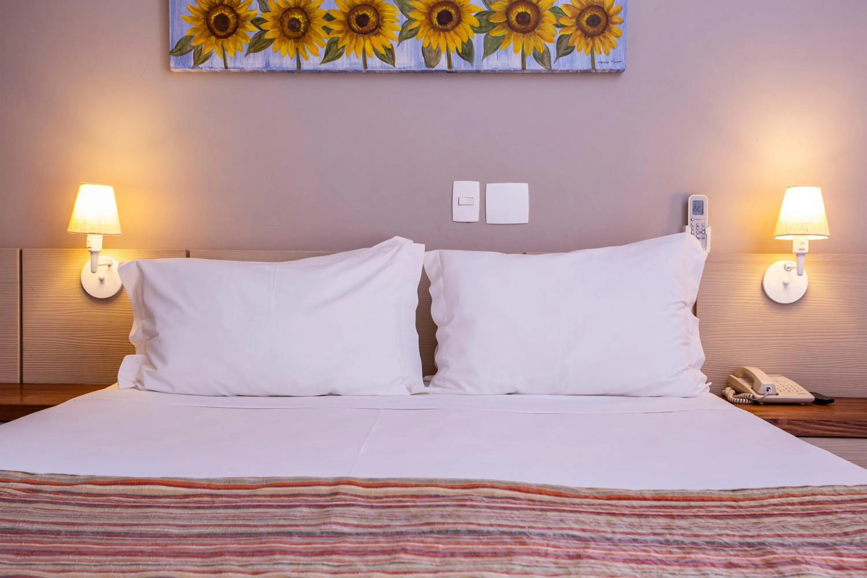 Photo of the whole room, Bed in Ciribaí Praia Hotel