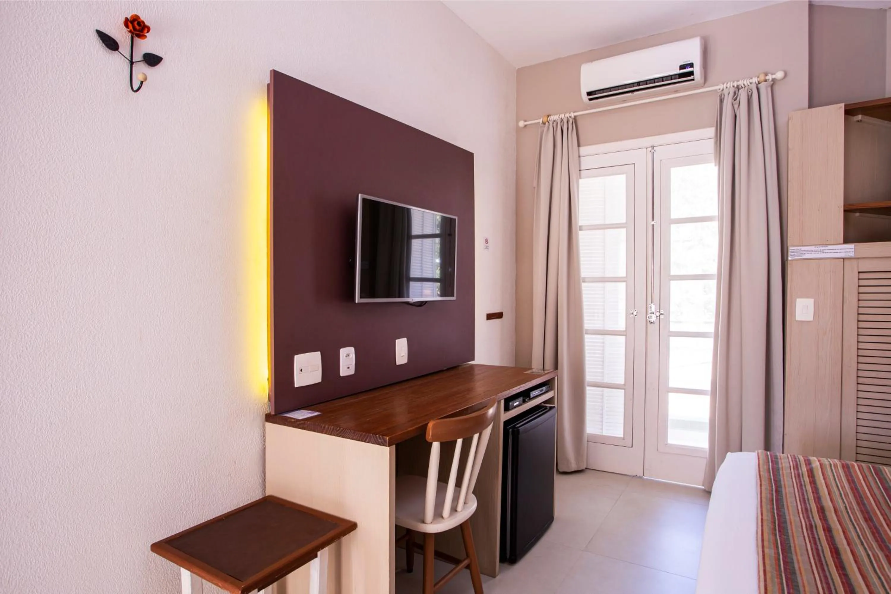 Photo of the whole room in Ciribaí Praia Hotel