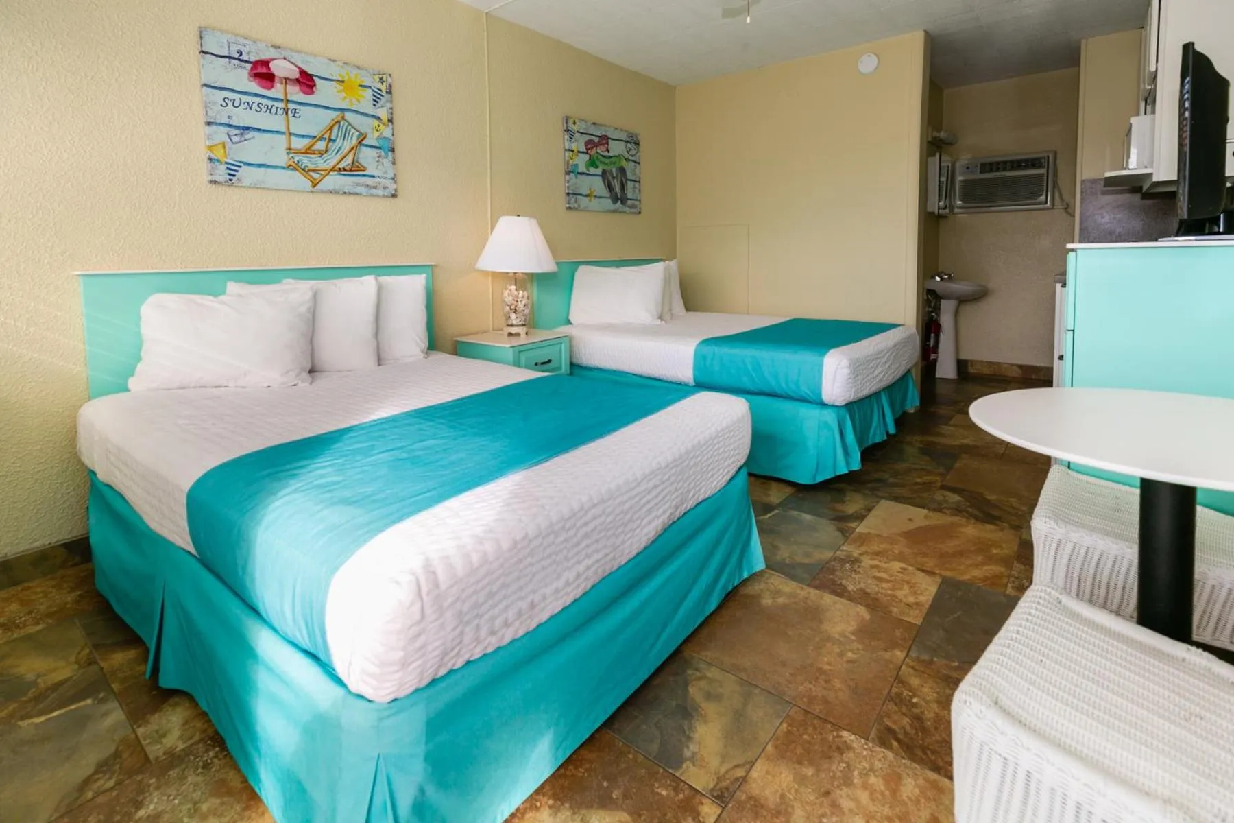 Bed in Aztec Motel Wildwood Crest Beach