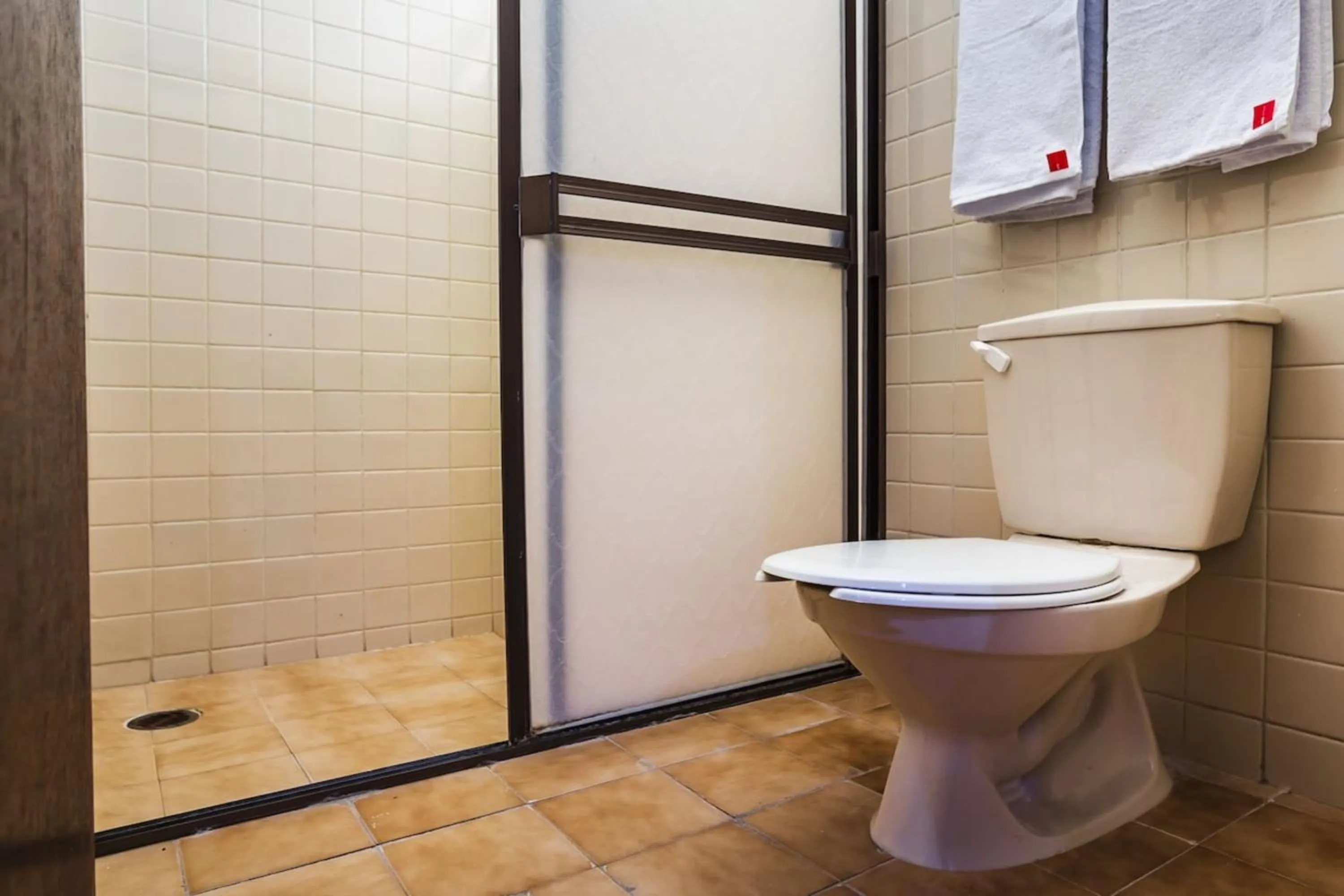Bathroom in OYO Hotel Oasis, Matehuala