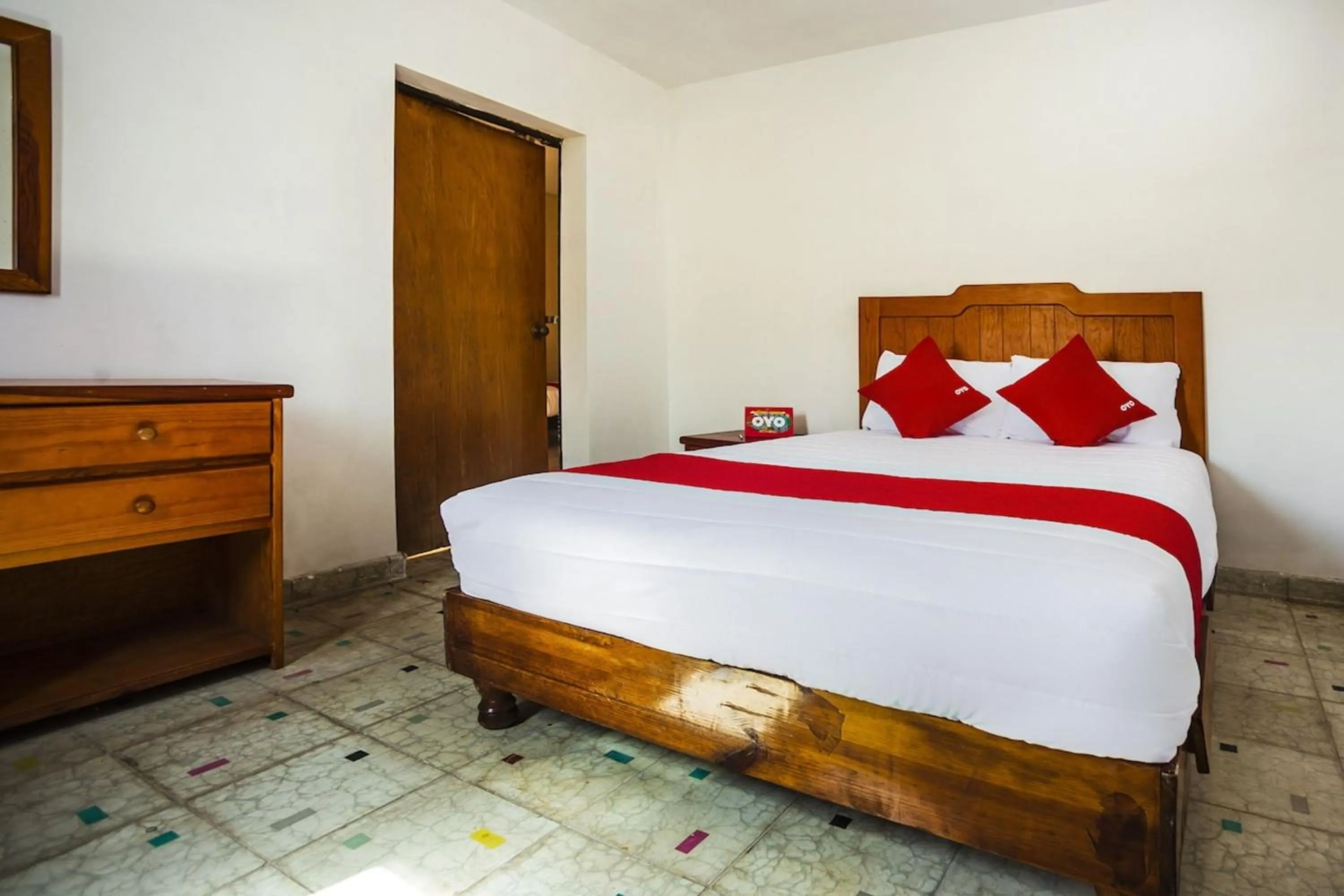 Bedroom, Bed in OYO Hotel Oasis, Matehuala