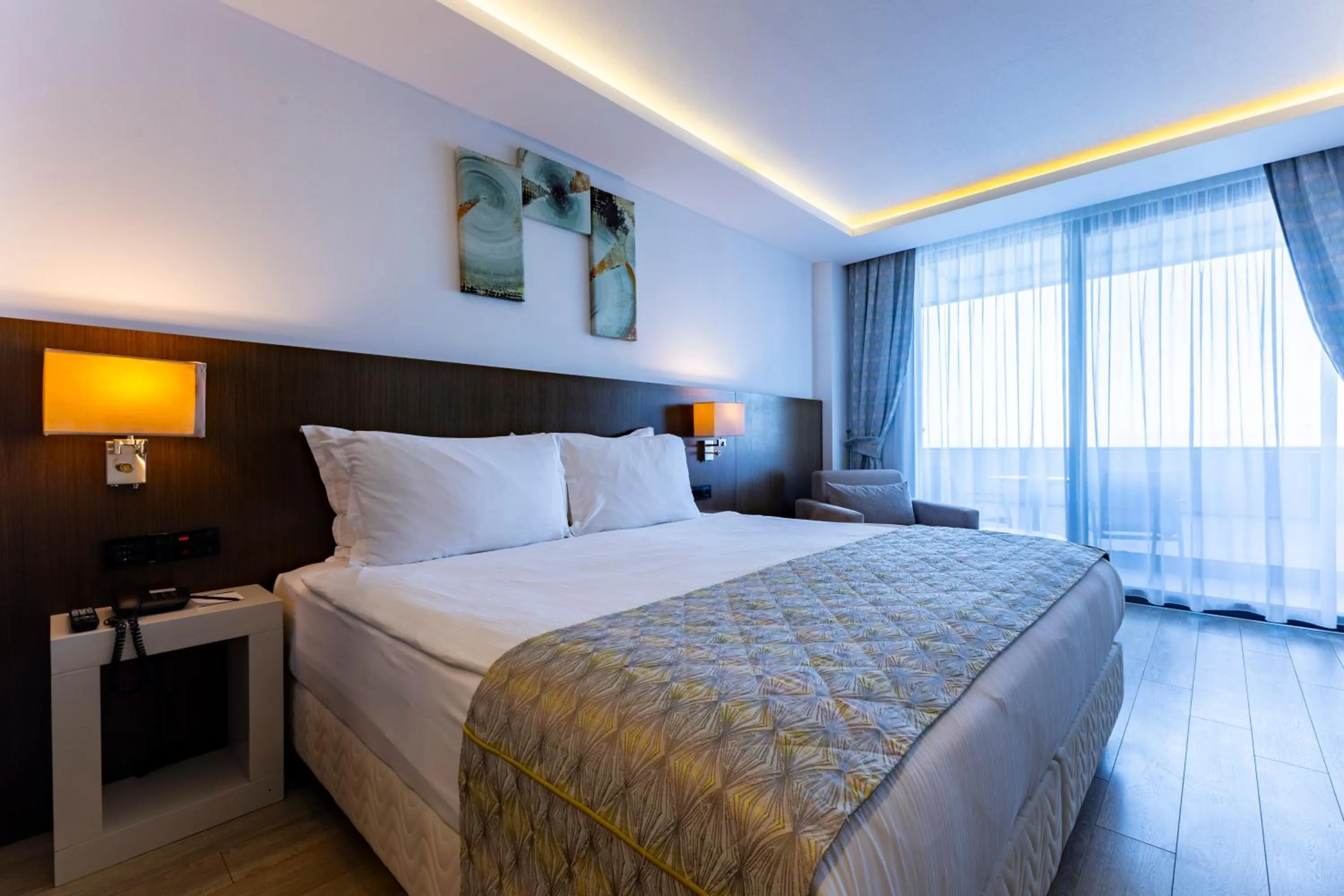 Bed in The Nowness Luxury Hotel & Spa Adulty Only