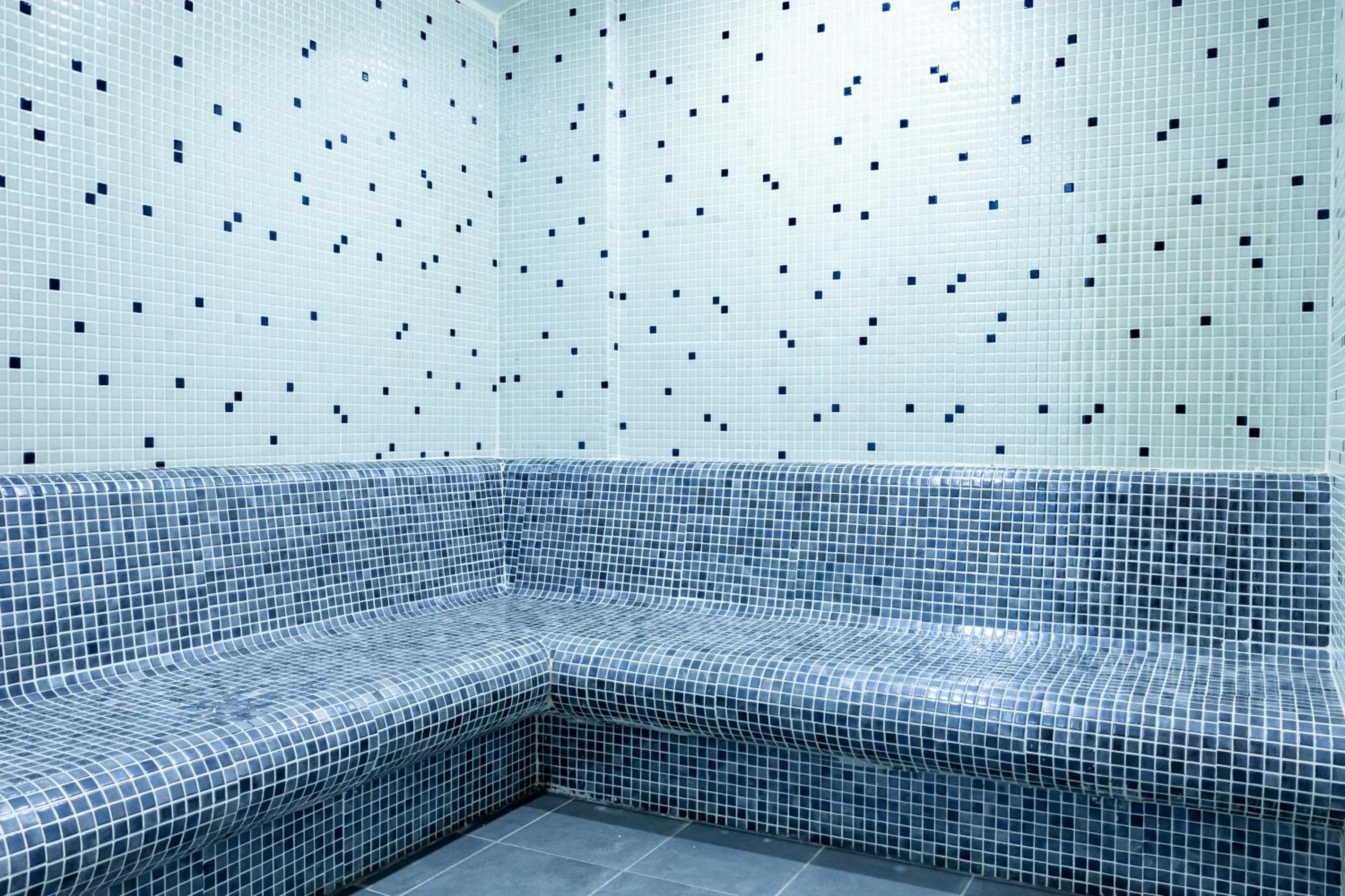 Steam room in The Nowness Luxury Hotel & Spa Adulty Only