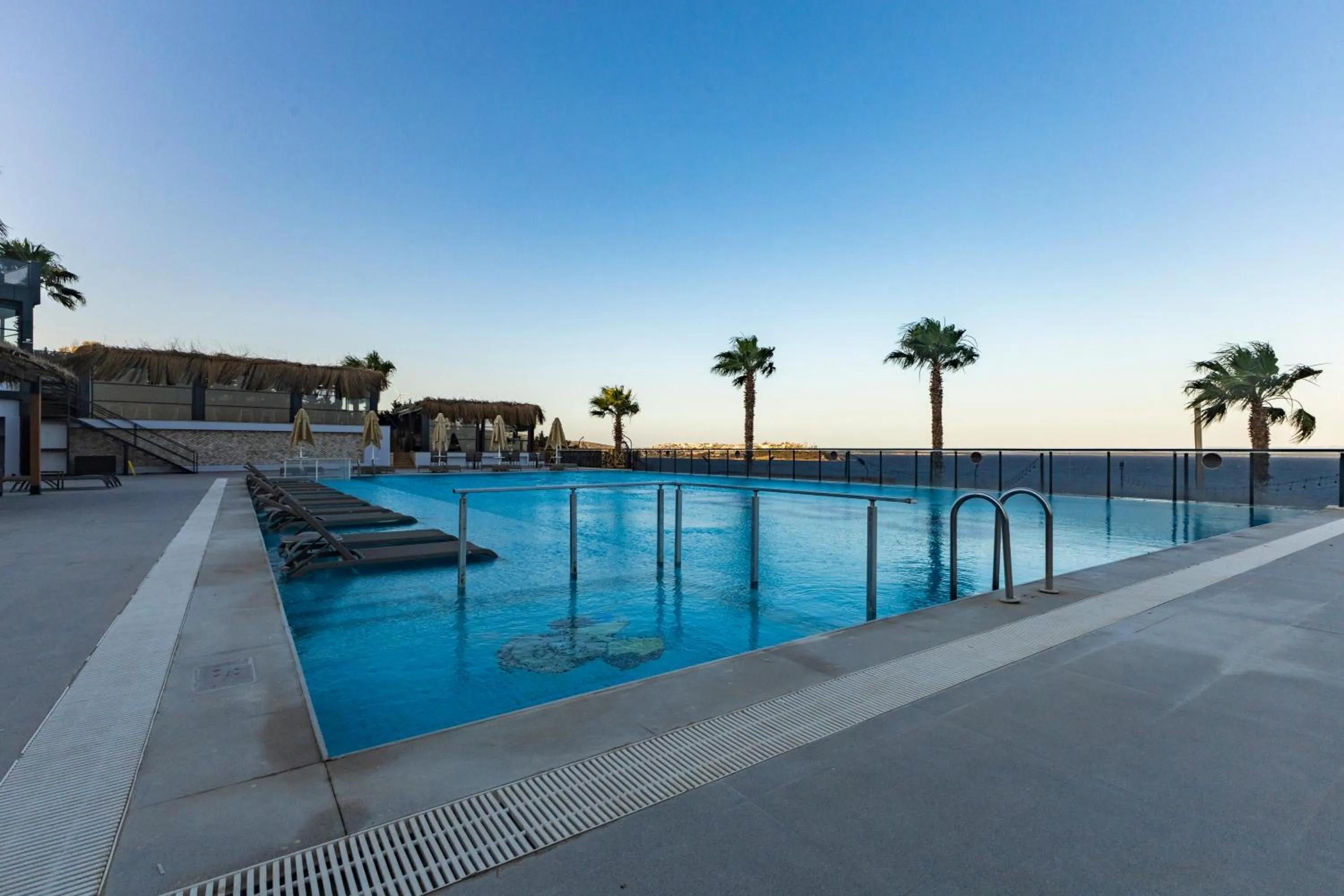 Swimming pool in The Nowness Luxury Hotel & Spa Adulty Only