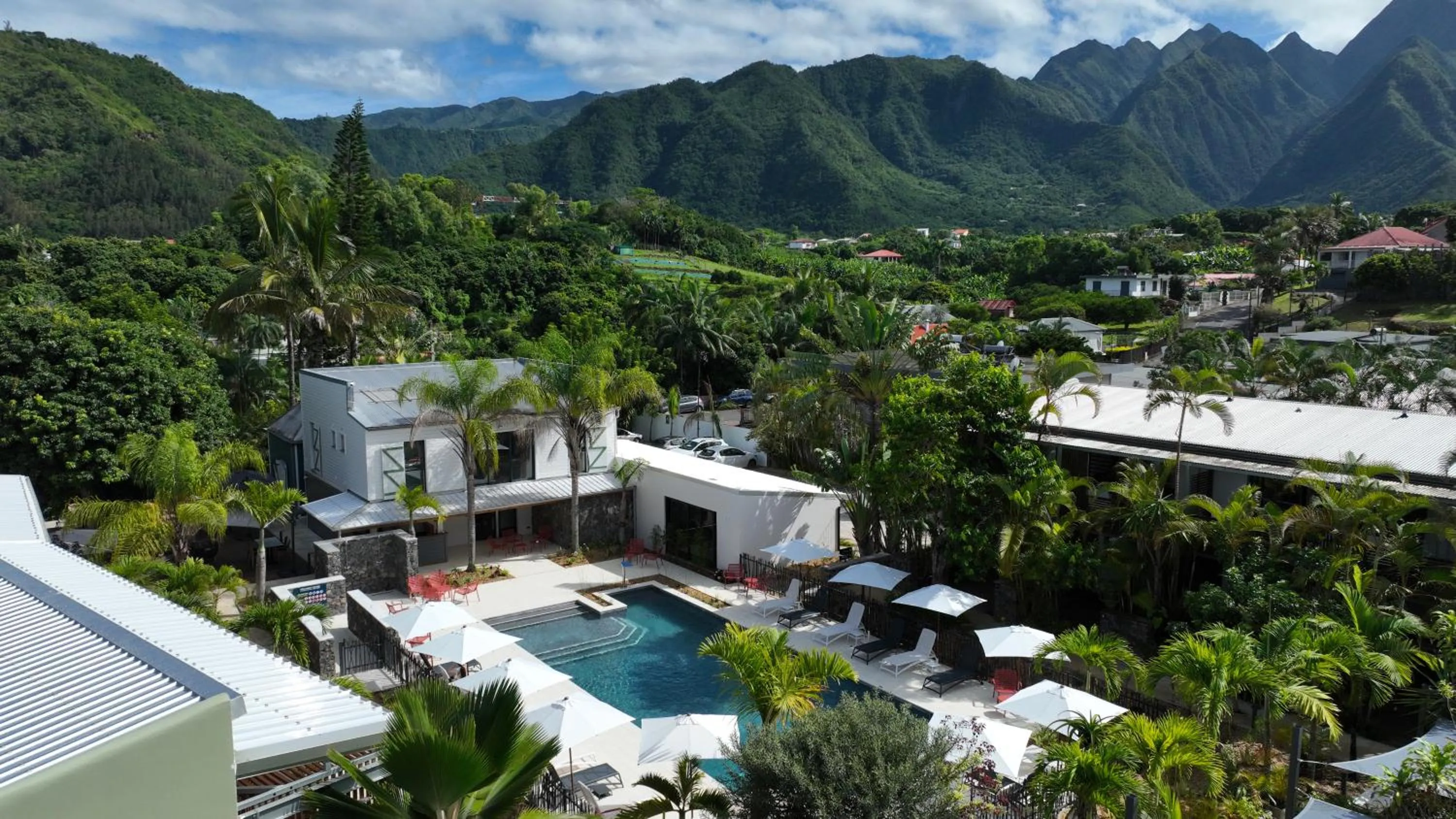 Pool view in Dimitile Hôtel & Spa