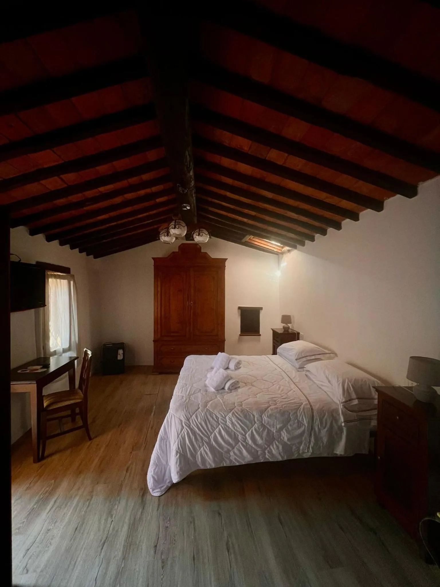 Bedroom, Bed in Hotel Il Pietreto