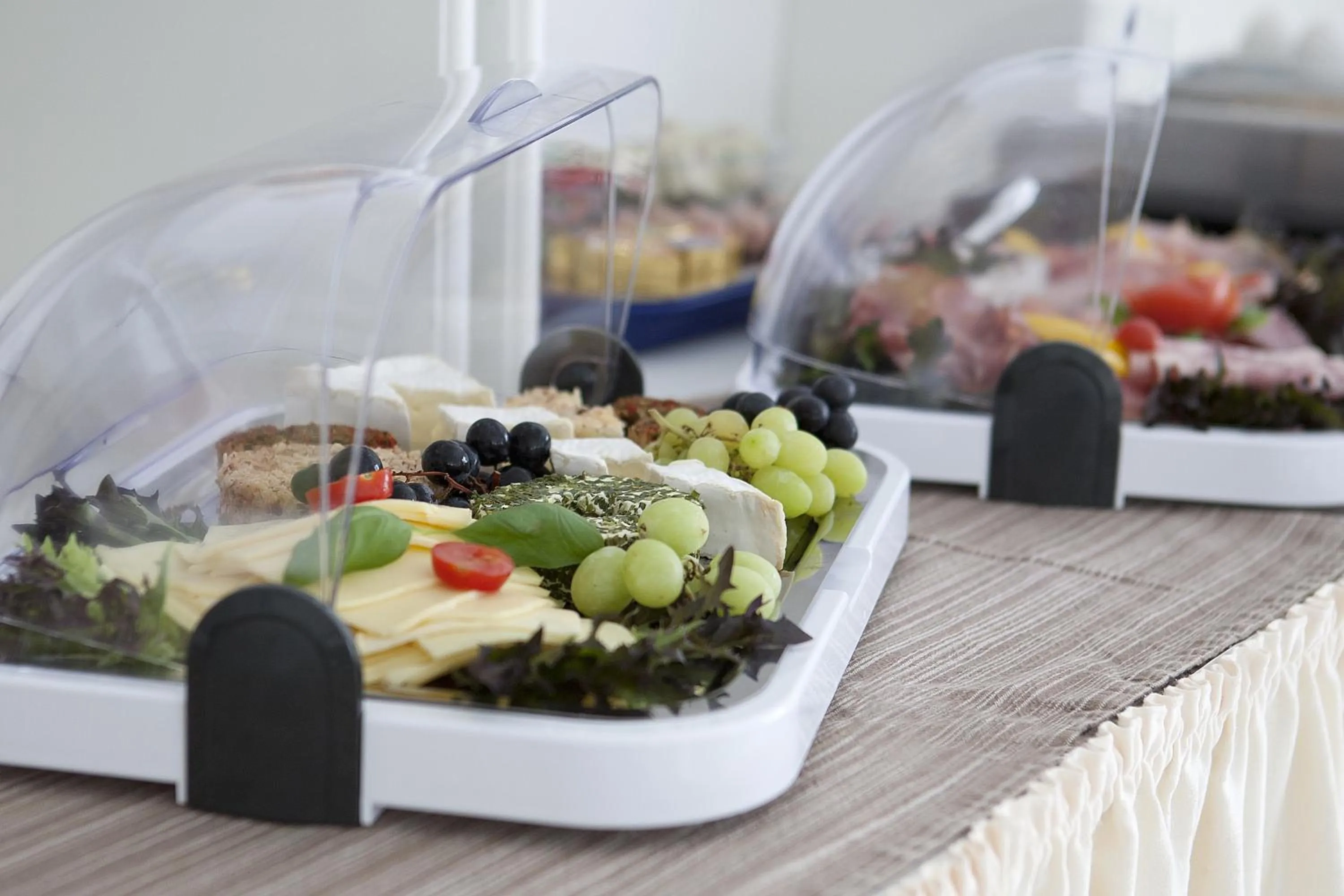 Food in Hotel Asslar