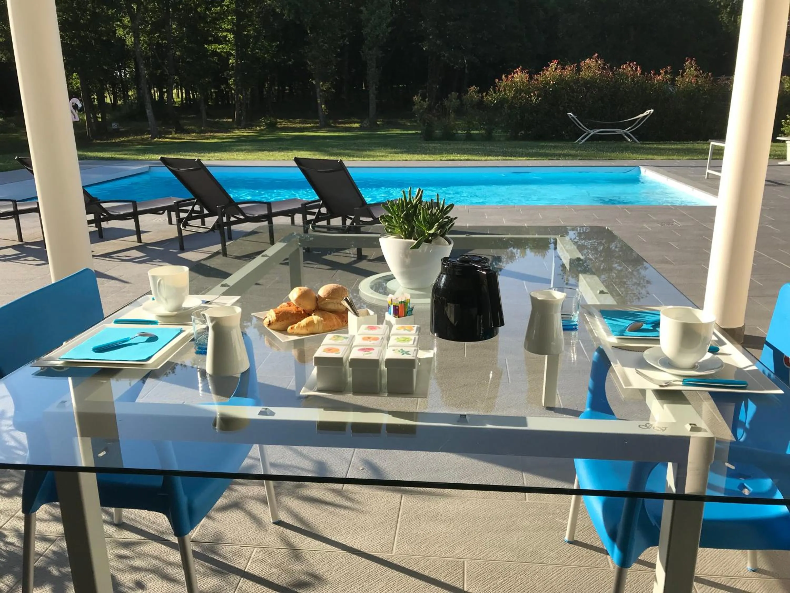 Patio in Domaine Georges V