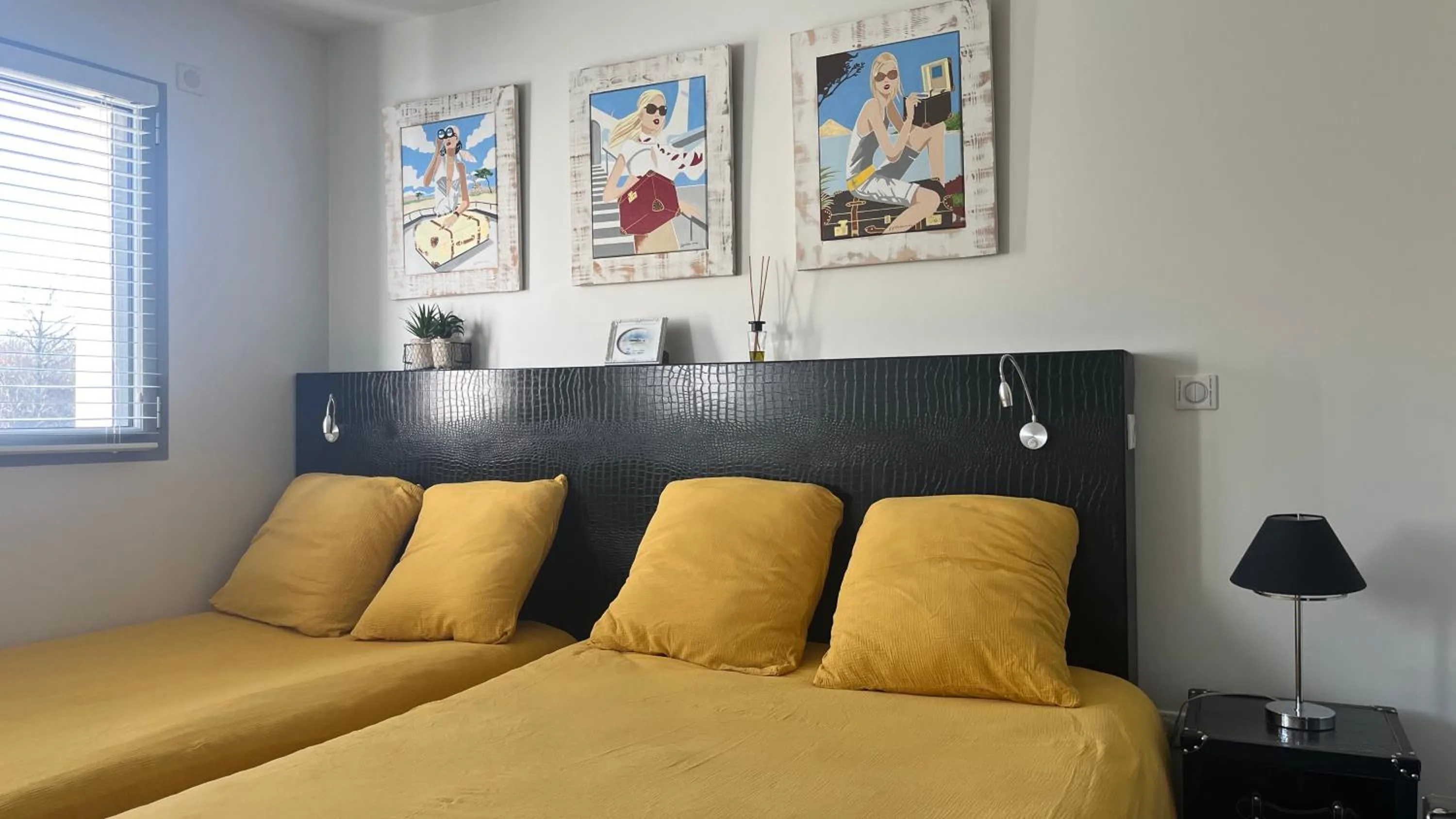 Bed in Domaine Georges V