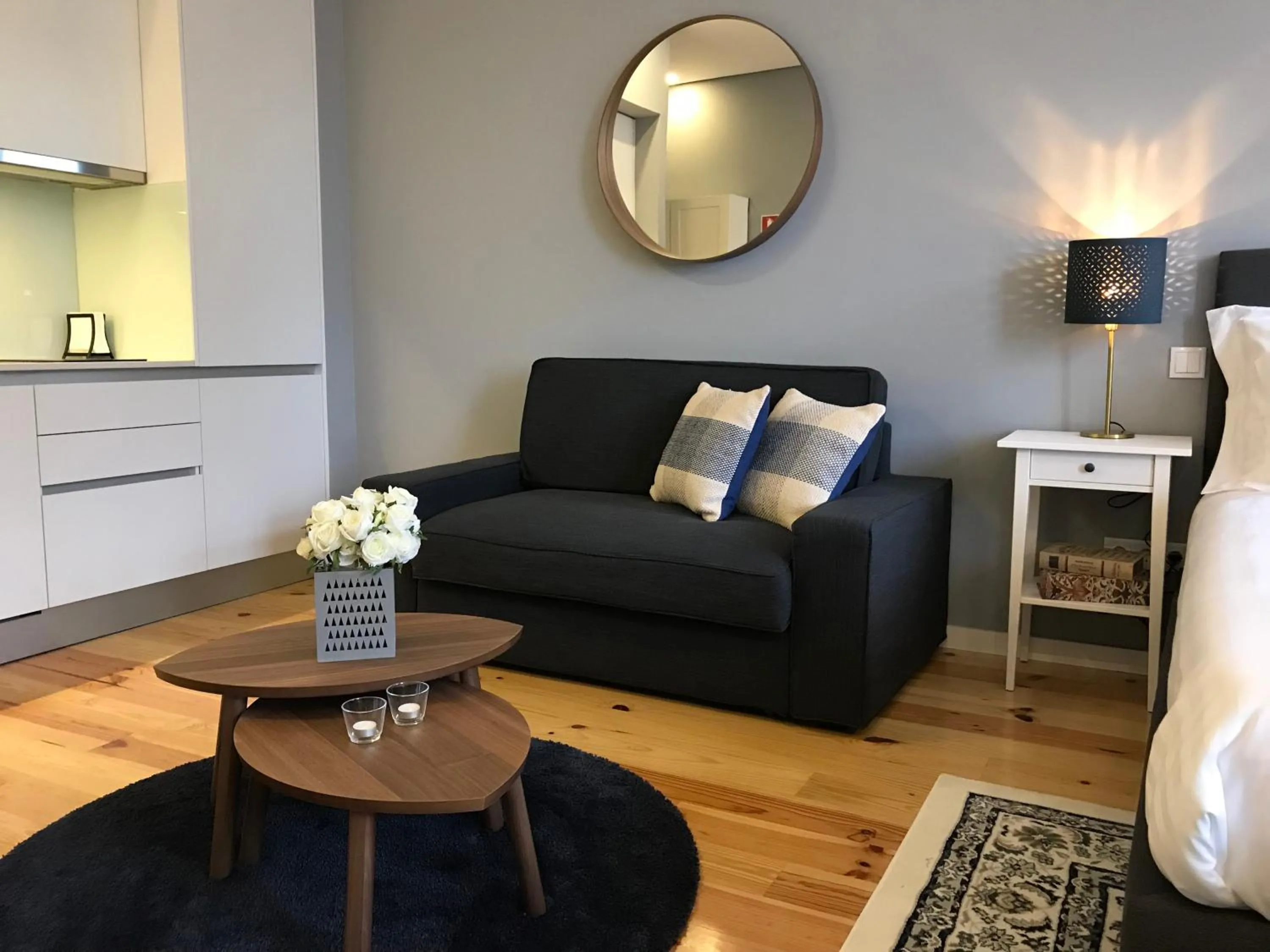 Seating area in Virtudes City Lofts