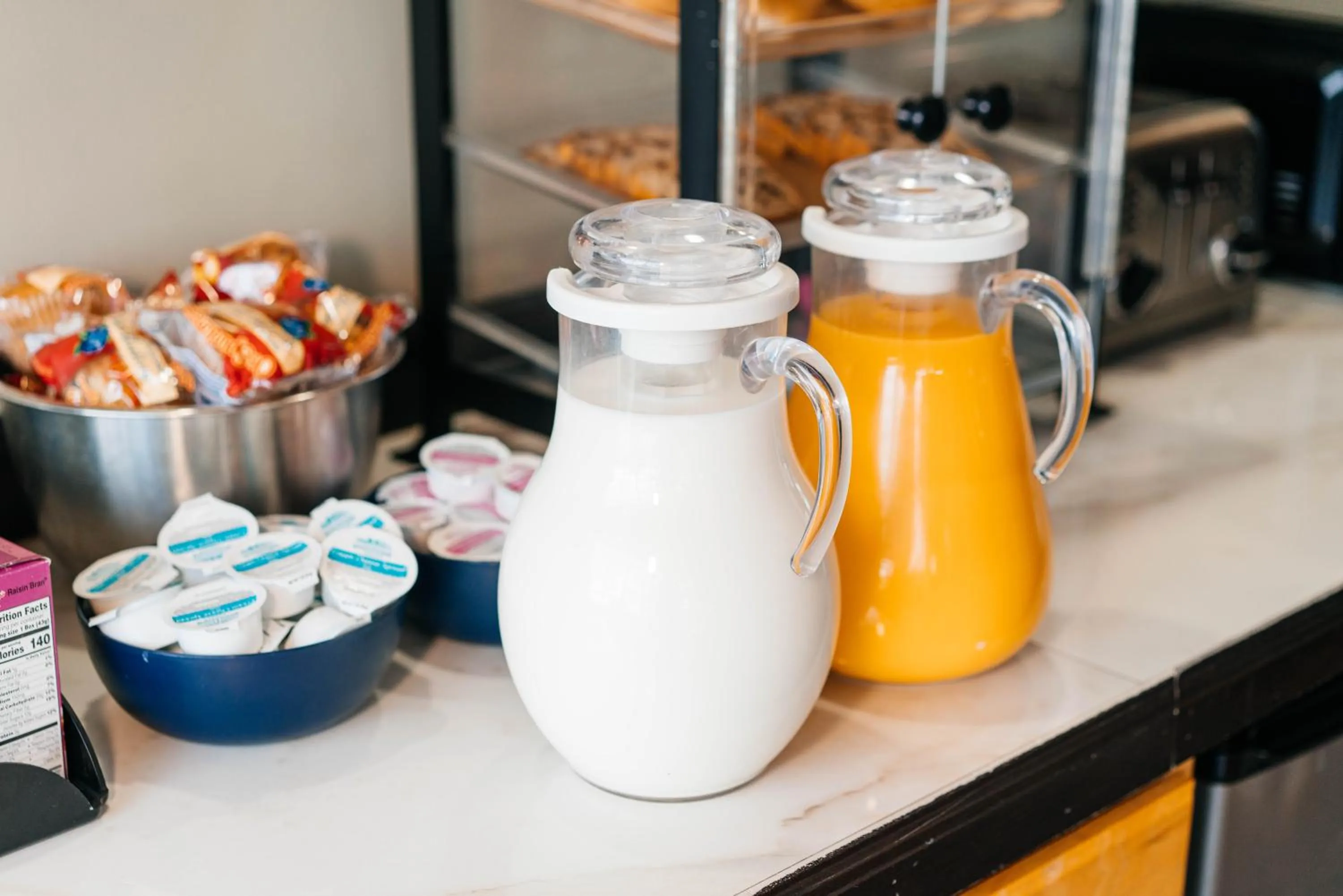 Breakfast in Salida Inn & Monarch Suites