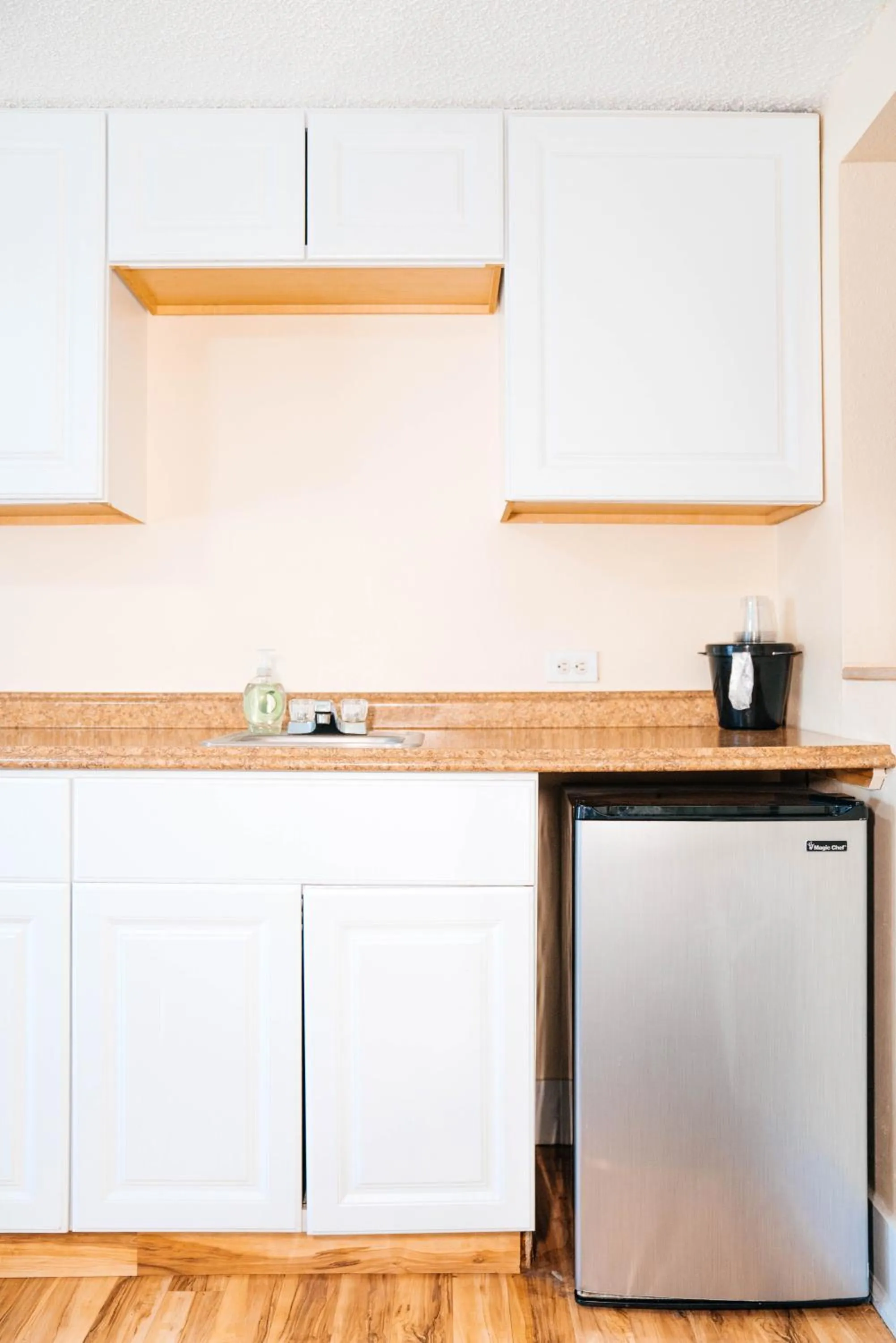 Kitchen or kitchenette in Salida Inn & Monarch Suites