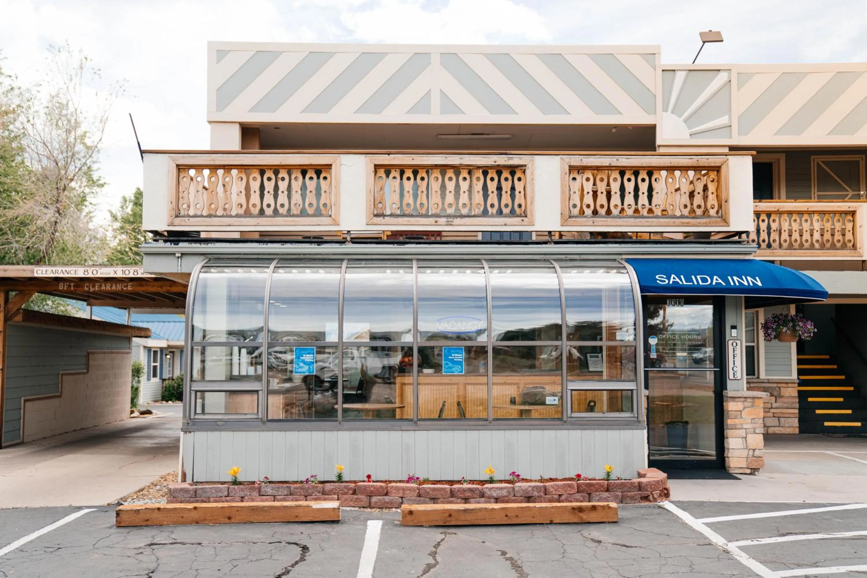 Property building in Salida Inn & Monarch Suites