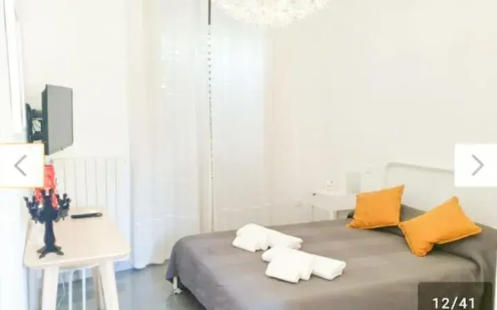 Double Room with Private Bathroom - single occupancy in Dimora CentroWell Double Room with Private Bathroom - single occupancy in Dimora CentroWell