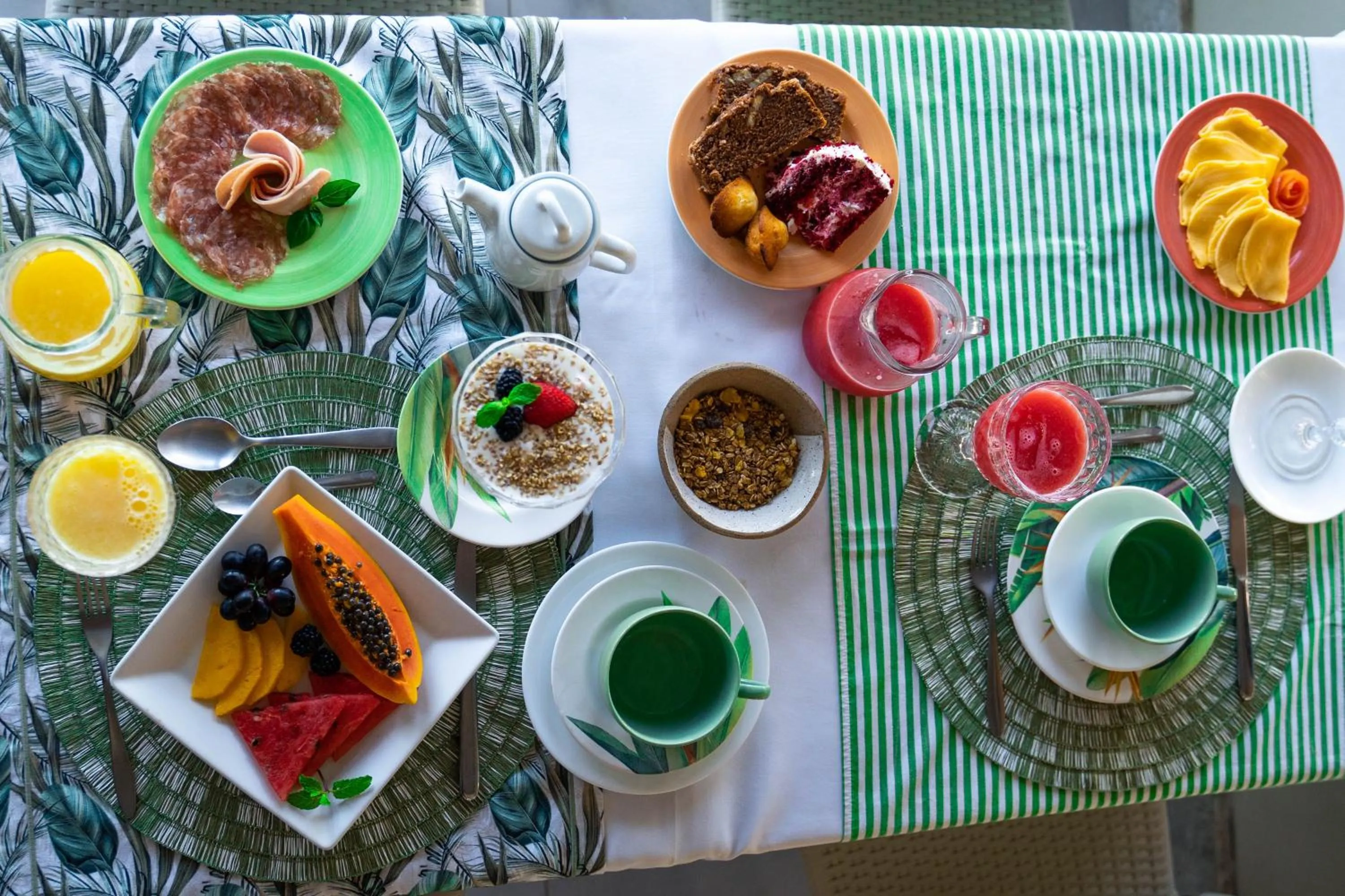 Breakfast in Maravista Hotel & Spa Ltda