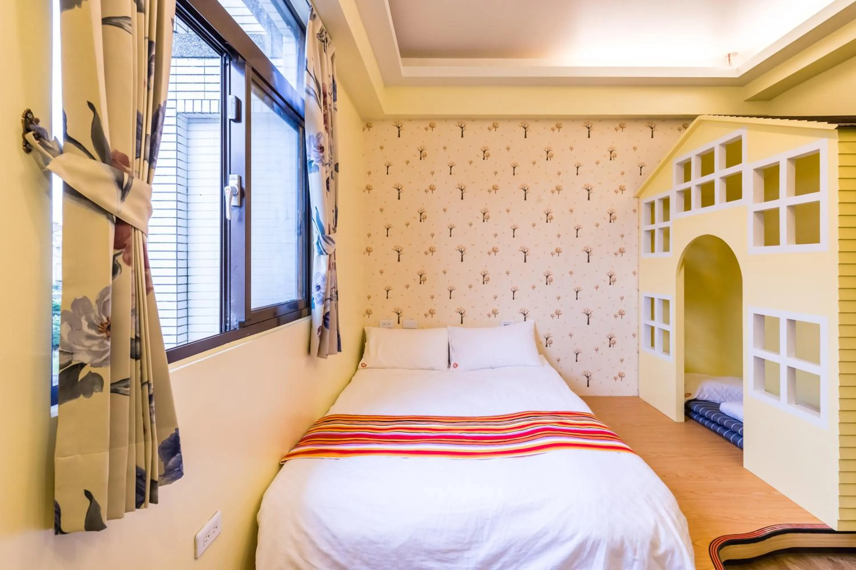 Bedroom in The Hide Bed and breakfast