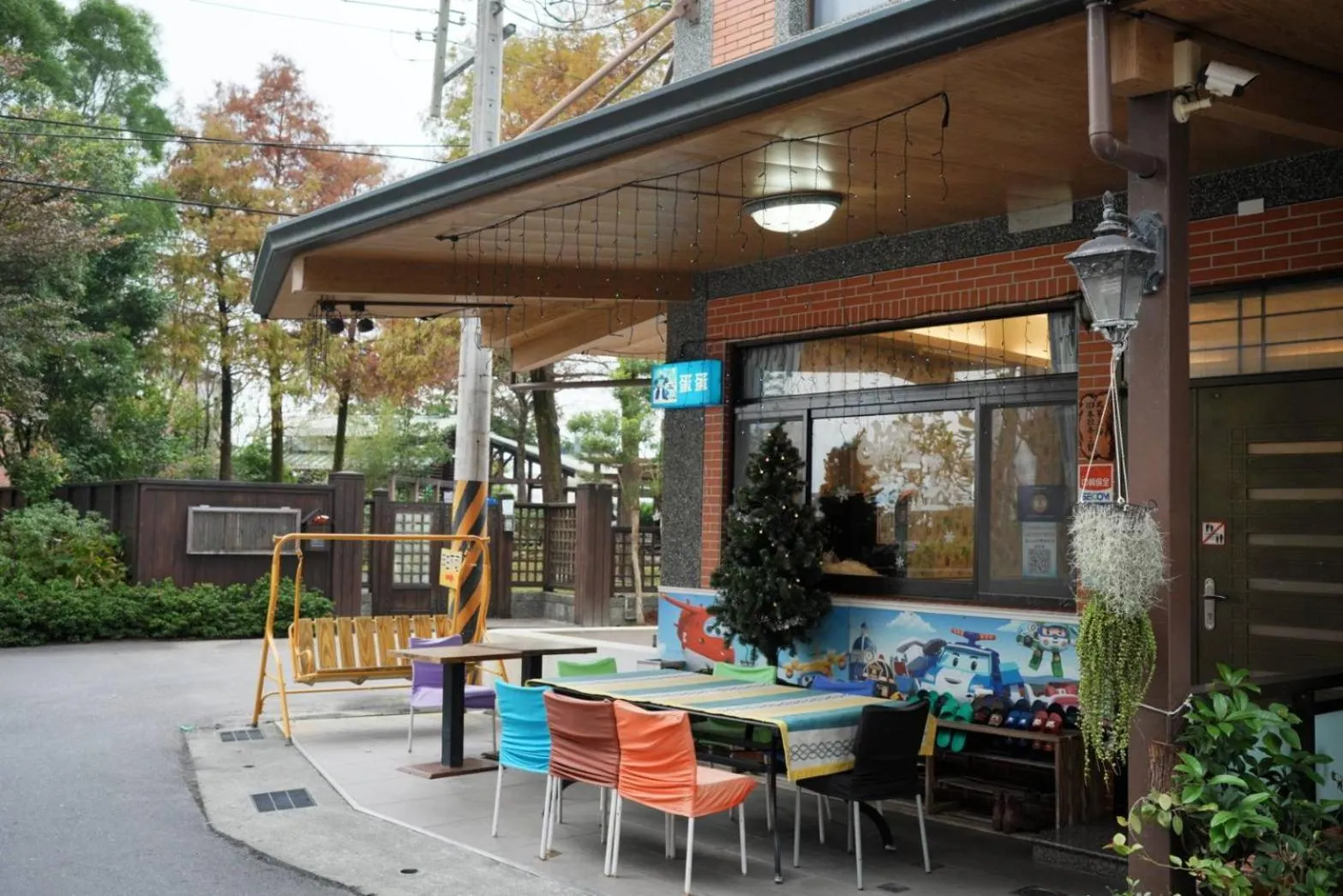 Property building in The Hide Bed and breakfast