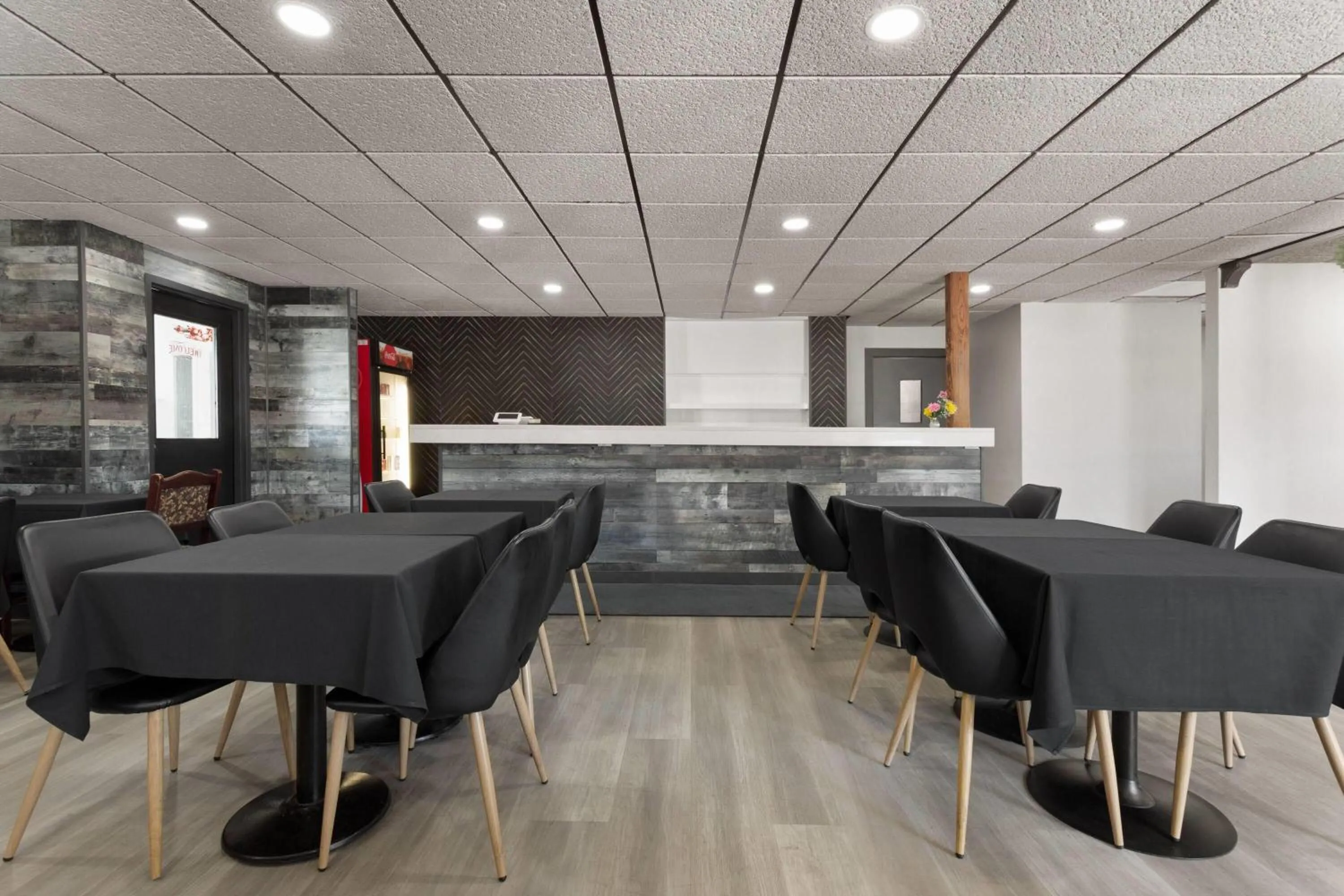 Breakfast in Travelodge by Wyndham Blairmore