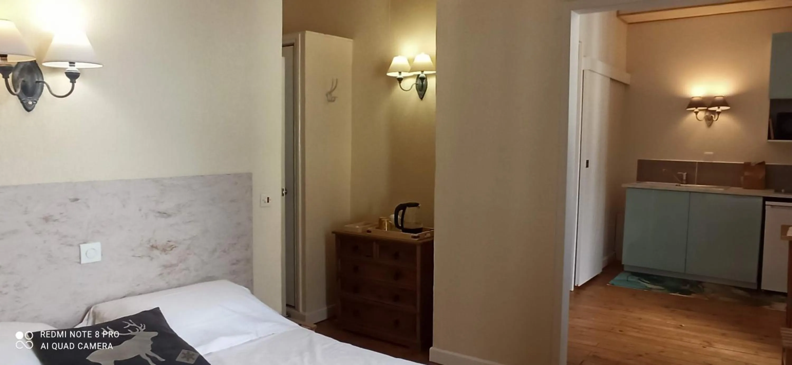 Bed in La Tour Pom'Pin