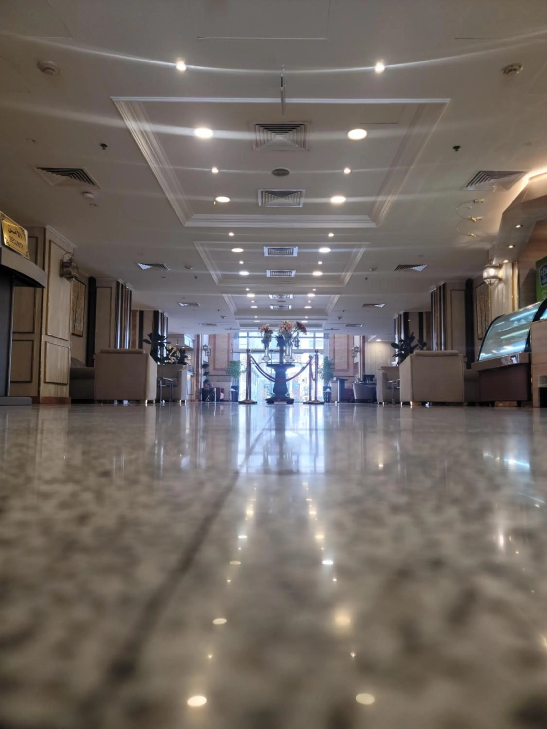 Al Ansar Palace Golden Tulip Hotel