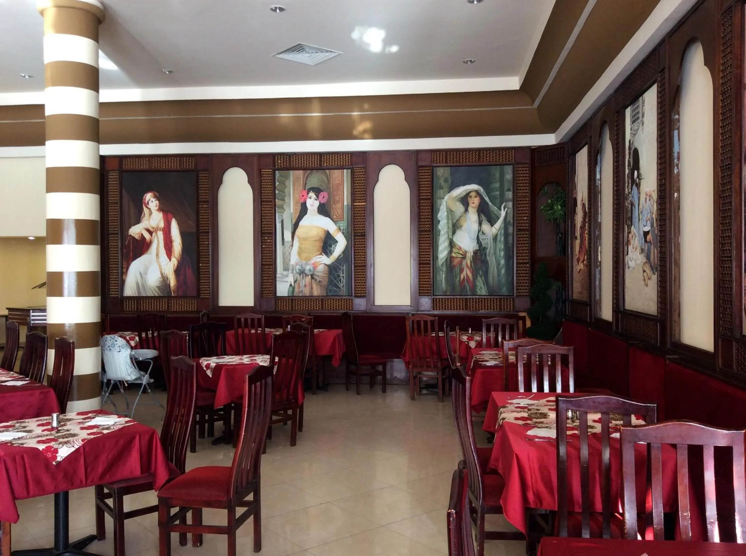 Restaurant/places to eat in Panorama Naama Heights Aqua Park