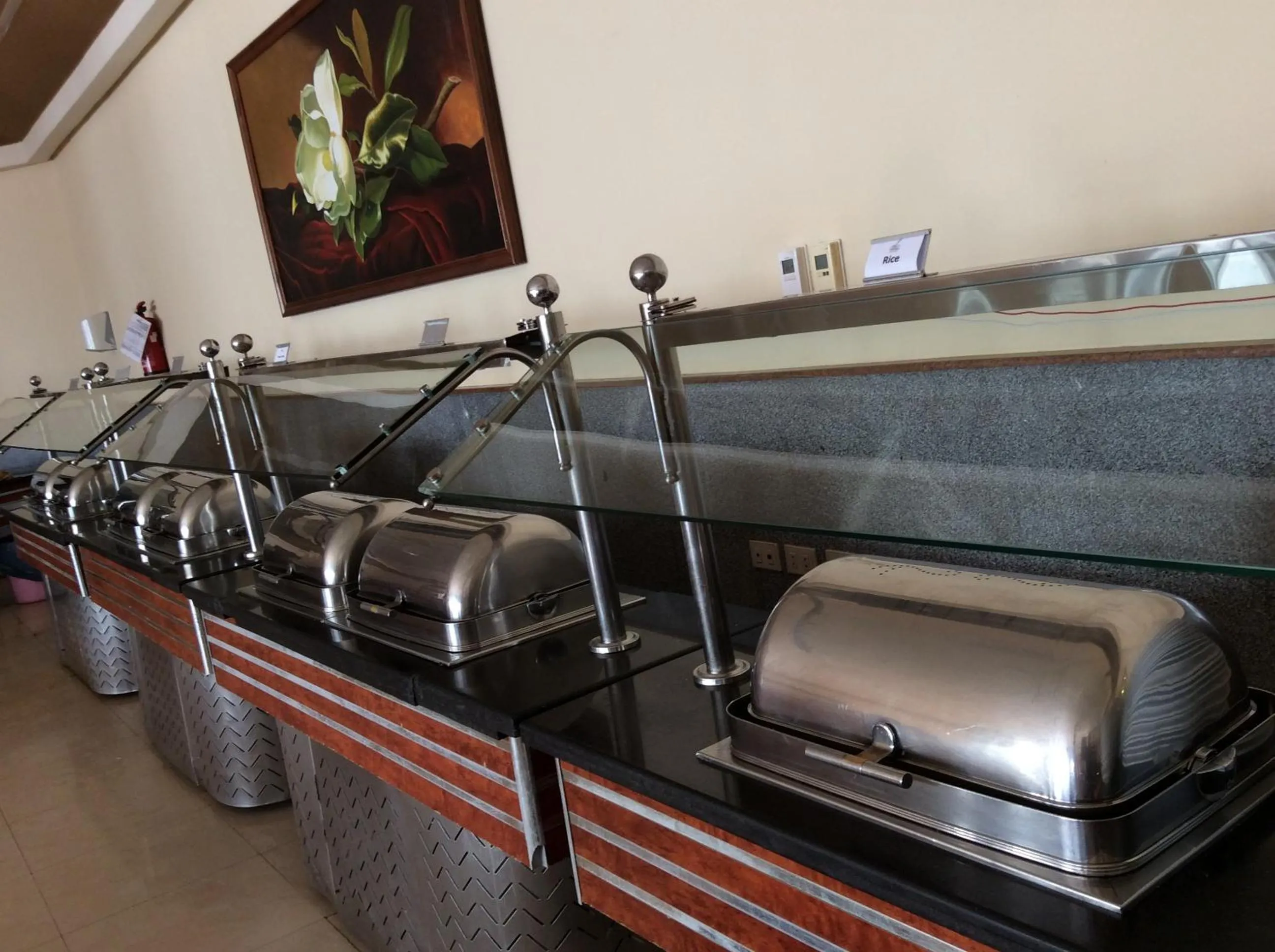 Restaurant/places to eat in Panorama Naama Heights Aqua Park