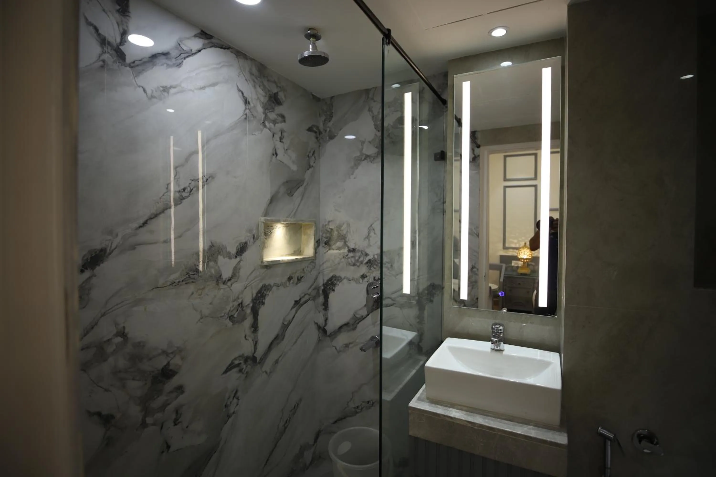 Shower in Hotel Sita International